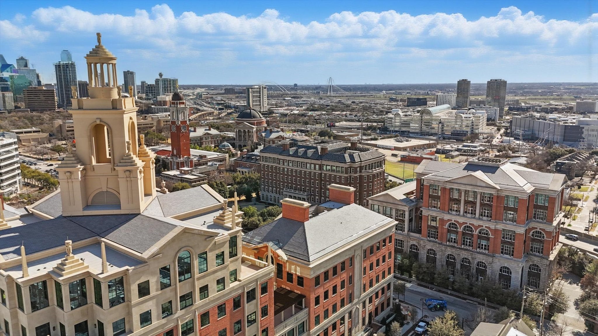 4110 Fairmount Street 1015