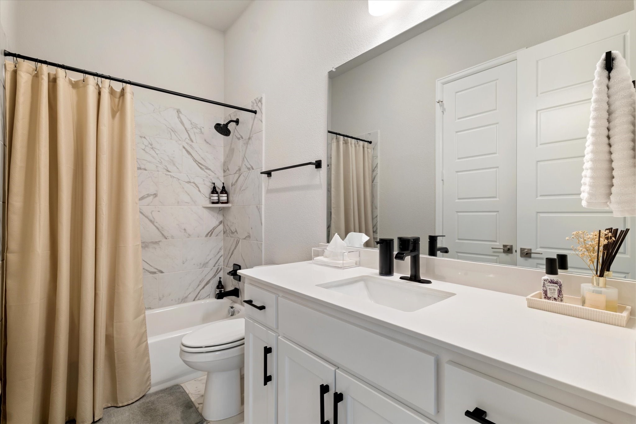 3320 Alexandra Lane