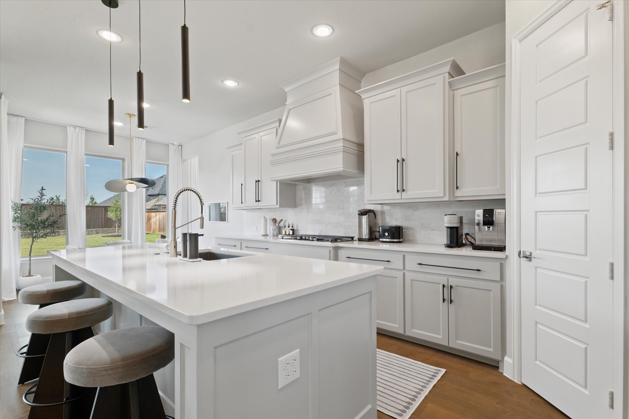 3320 Alexandra Lane