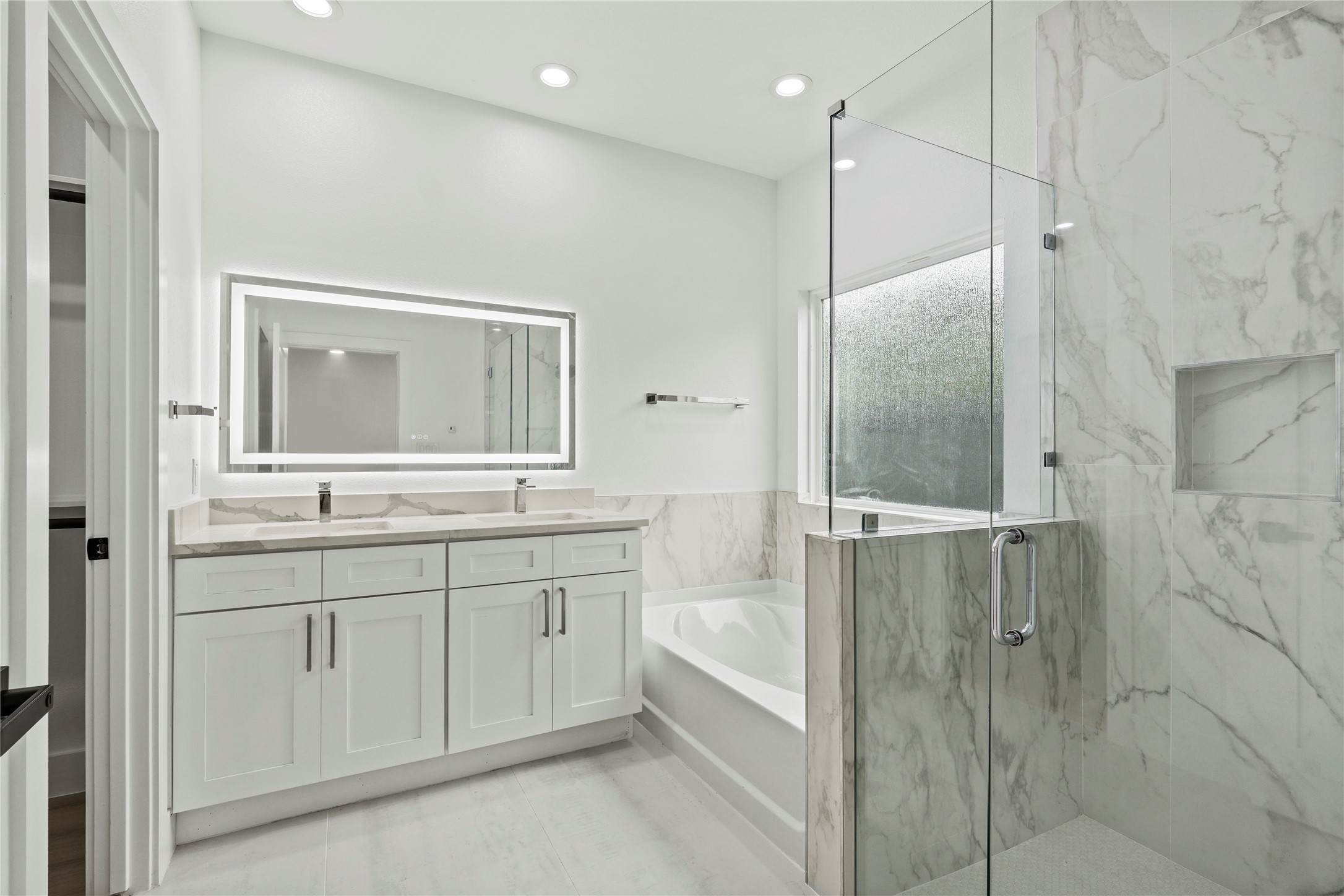 7815 Brownsville Avenue