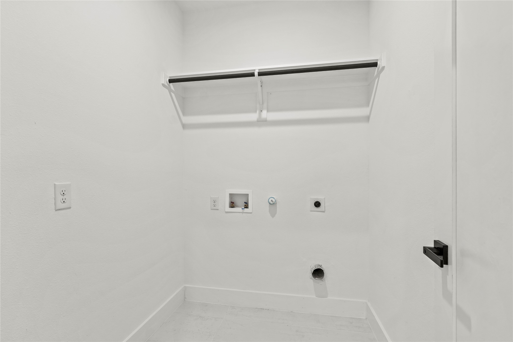 7815 Brownsville Avenue