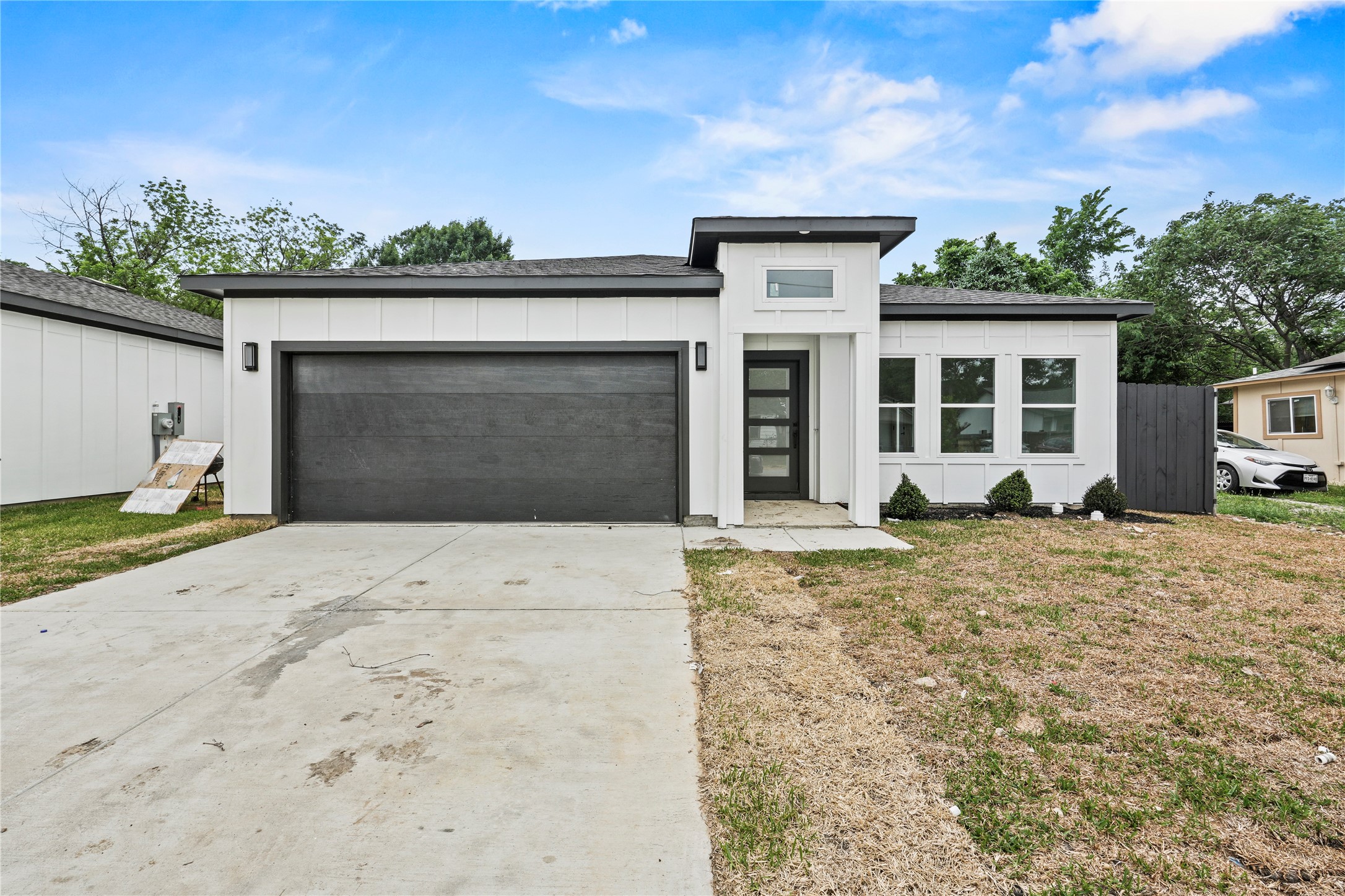 7815 Brownsville Avenue