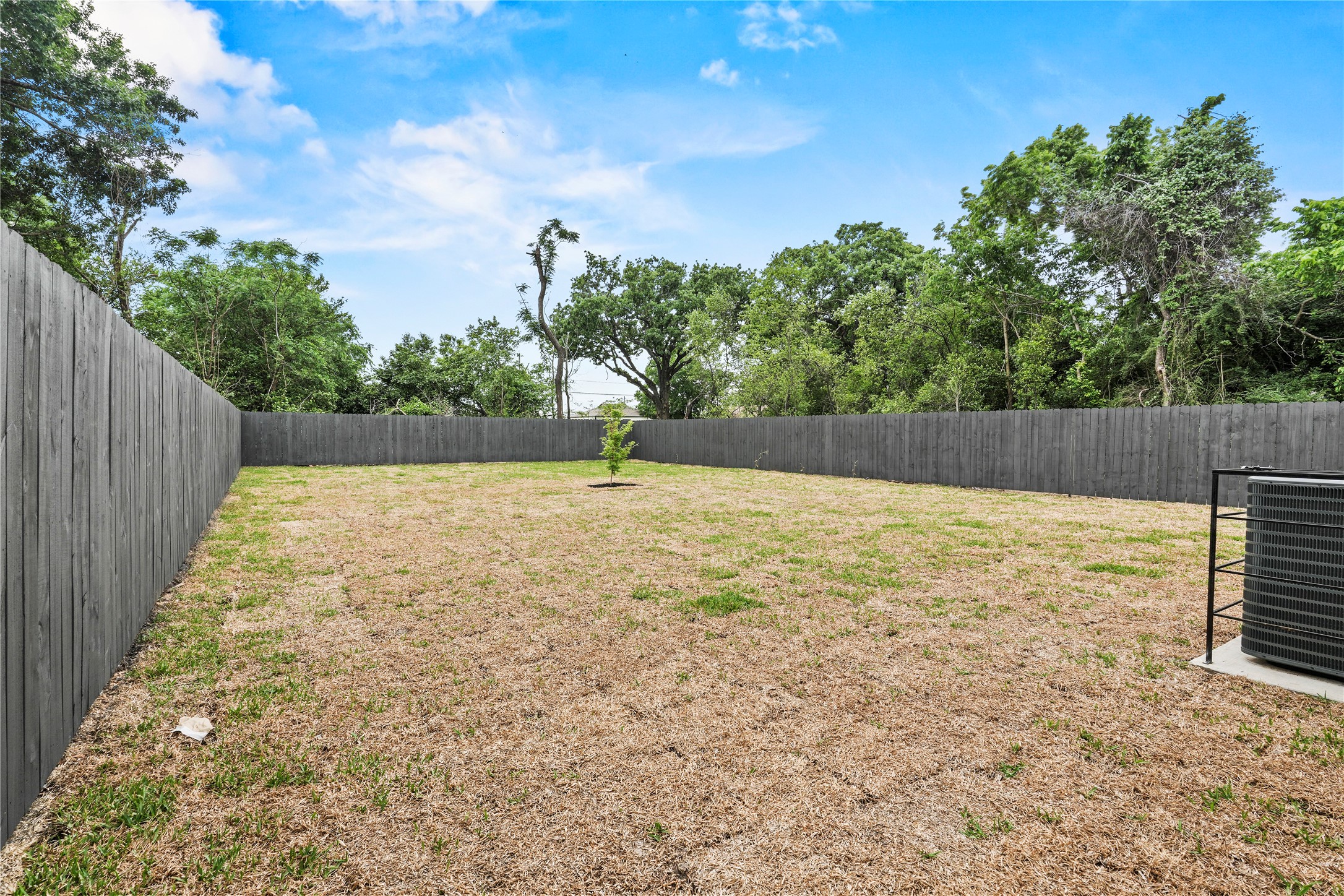 7815 Brownsville Avenue