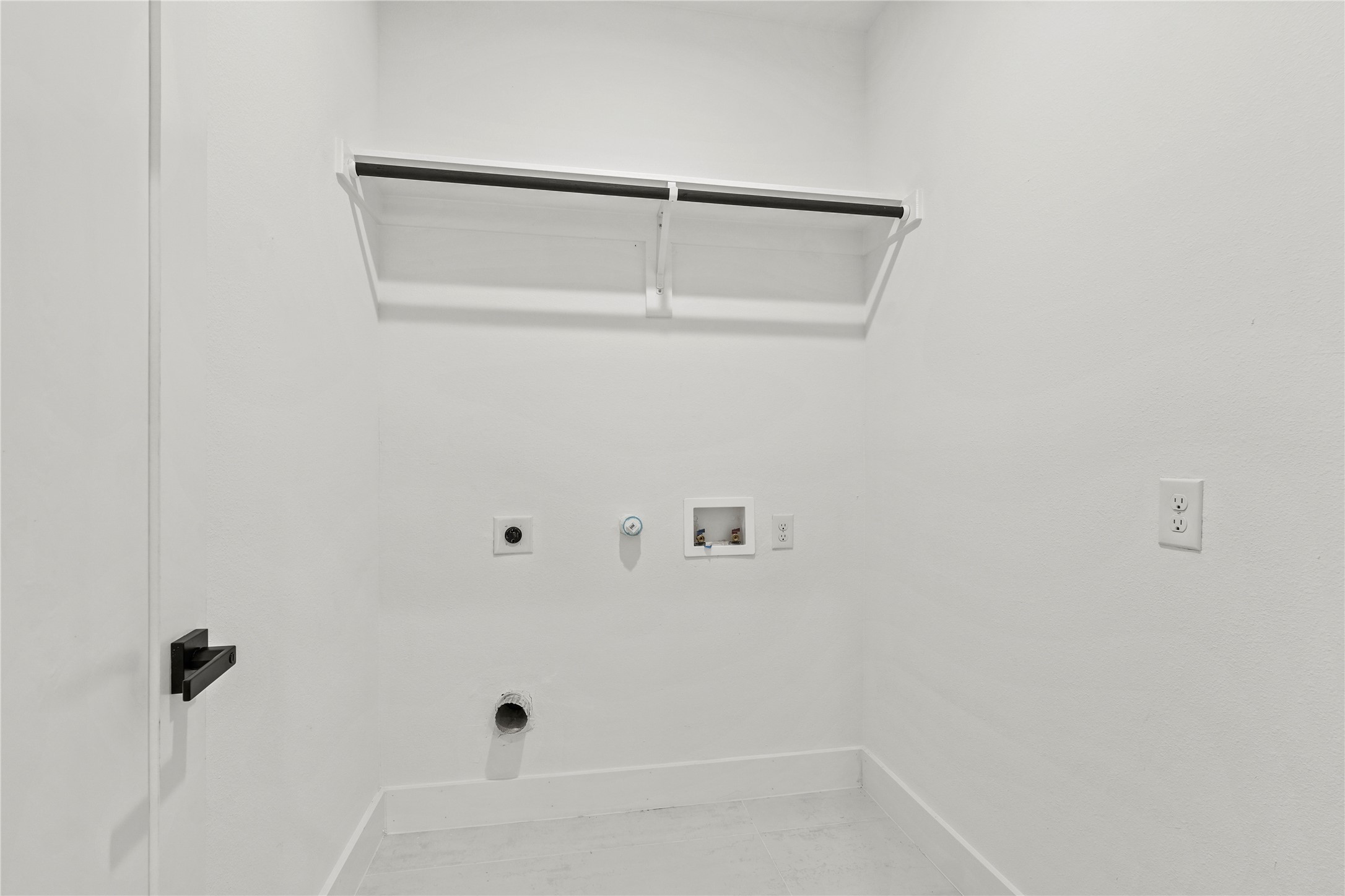 7819 Brownsville Avenue