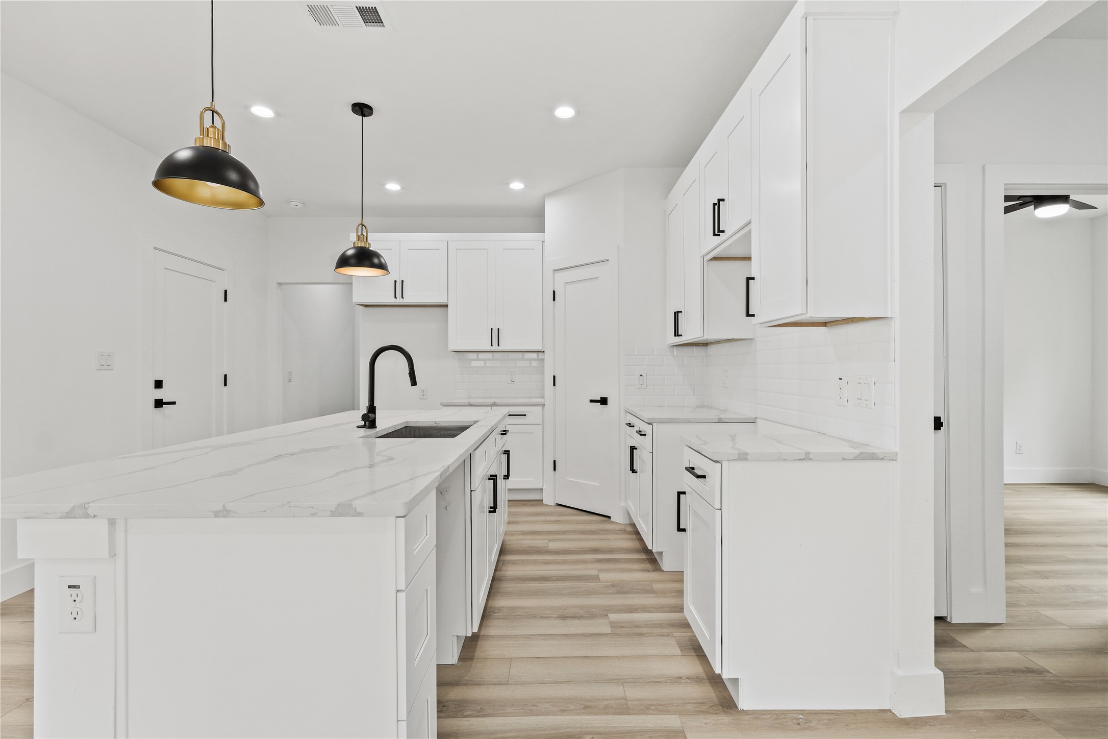 7819 Brownsville Avenue