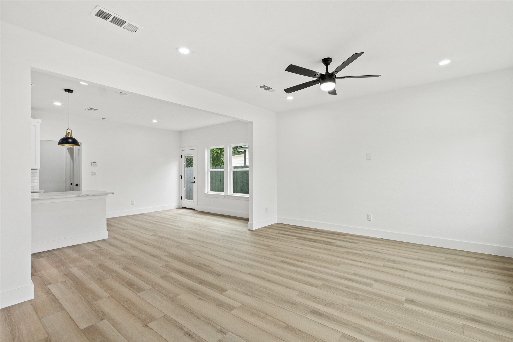 7819 Brownsville Avenue