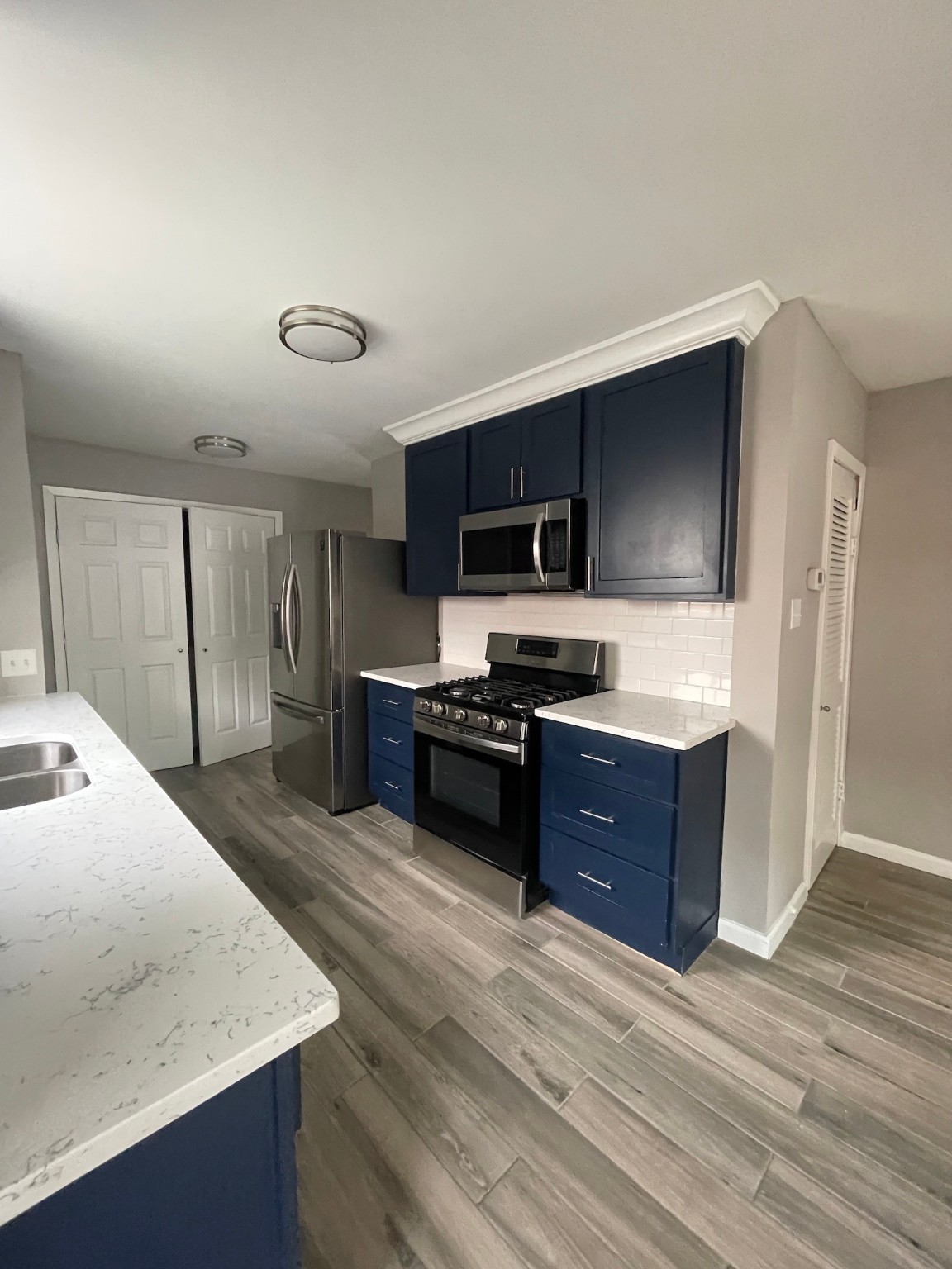 6930 Santa Monica Drive