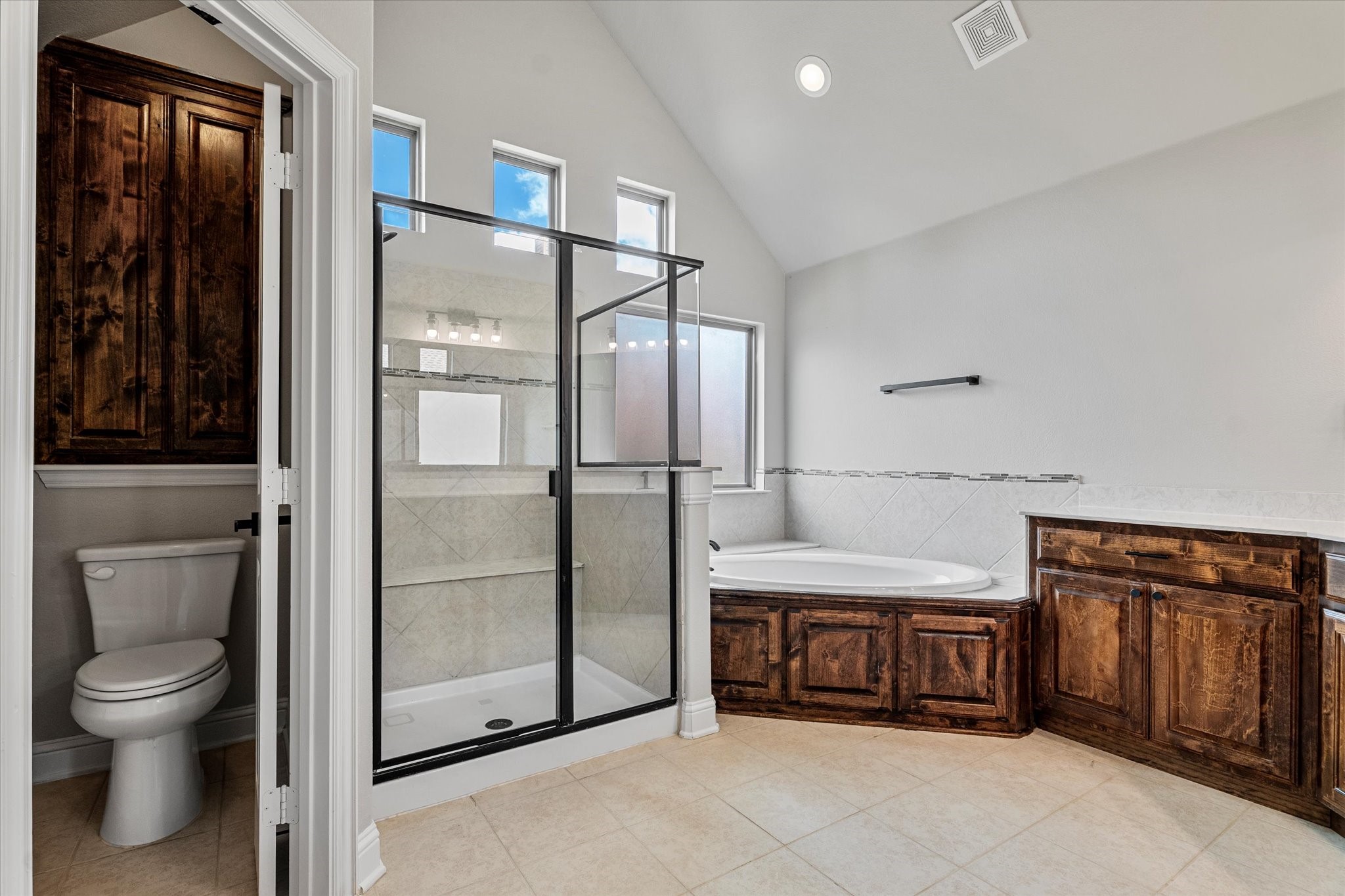 3127 Fontanna Boulevard