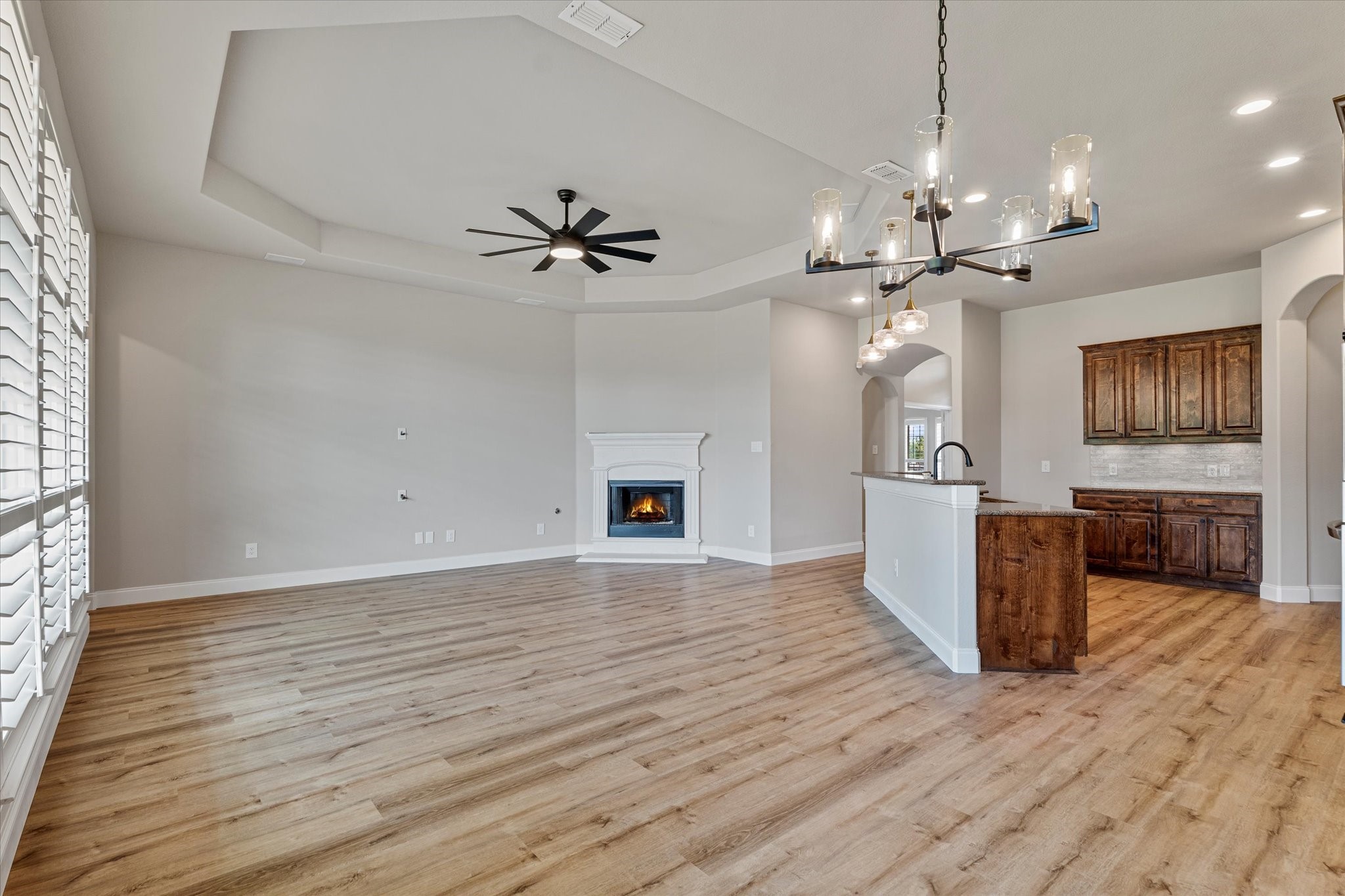 3127 Fontanna Boulevard