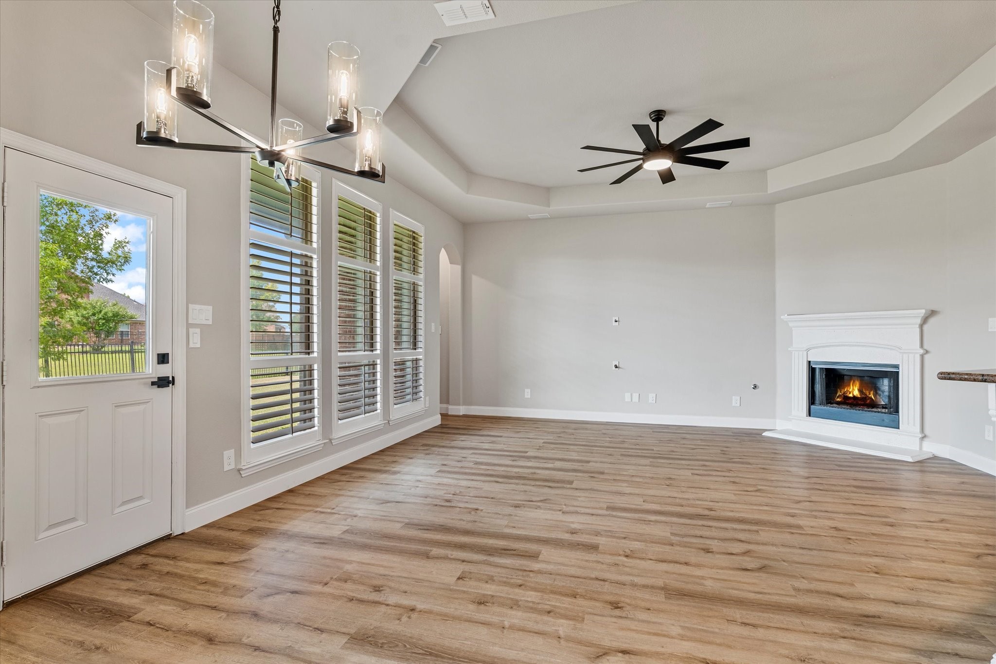 3127 Fontanna Boulevard