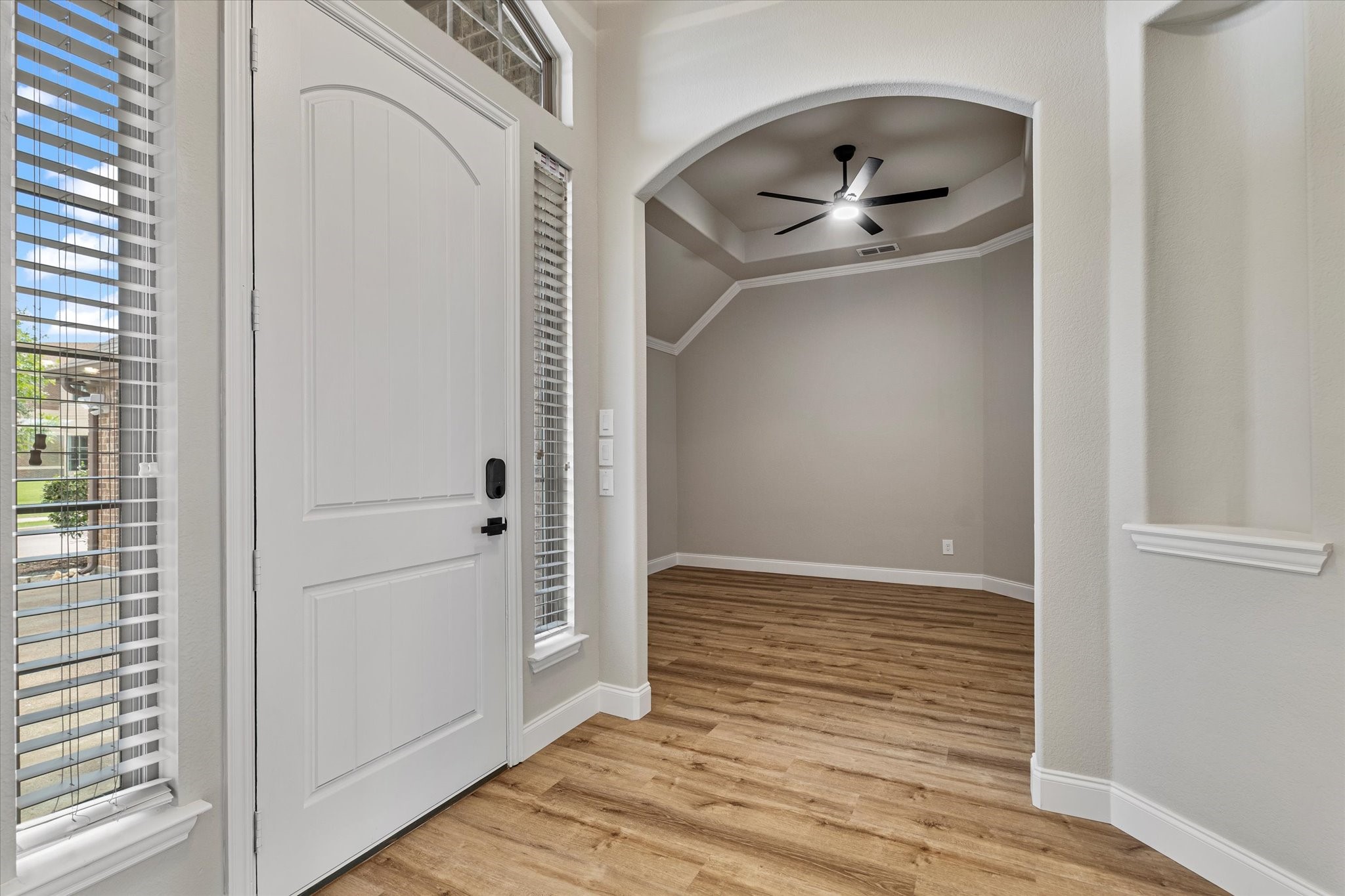 3127 Fontanna Boulevard