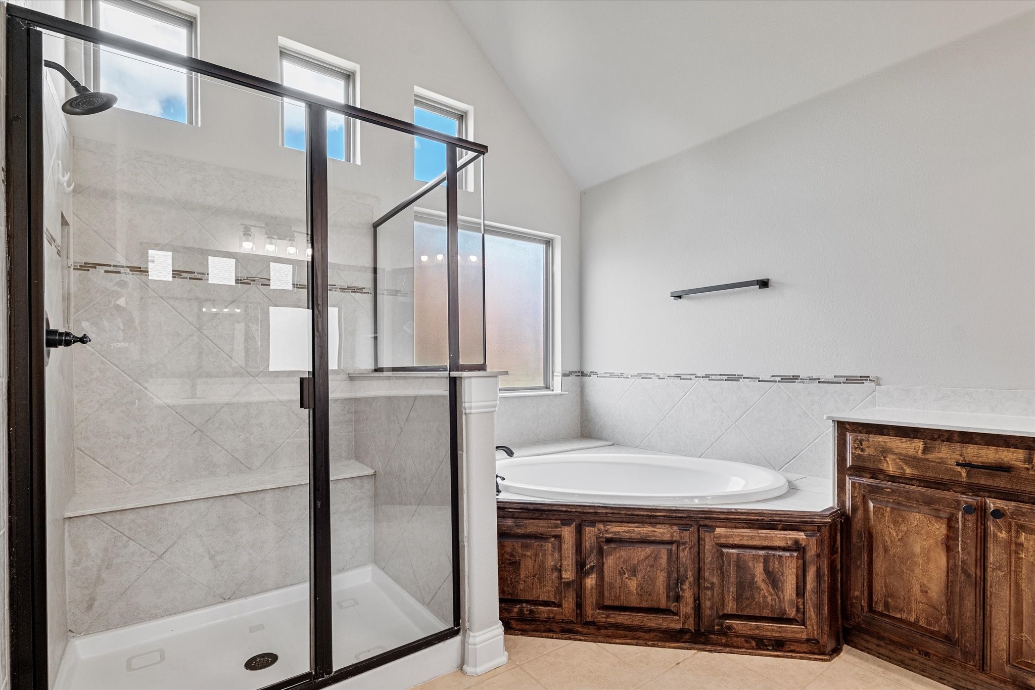 3127 Fontanna Boulevard