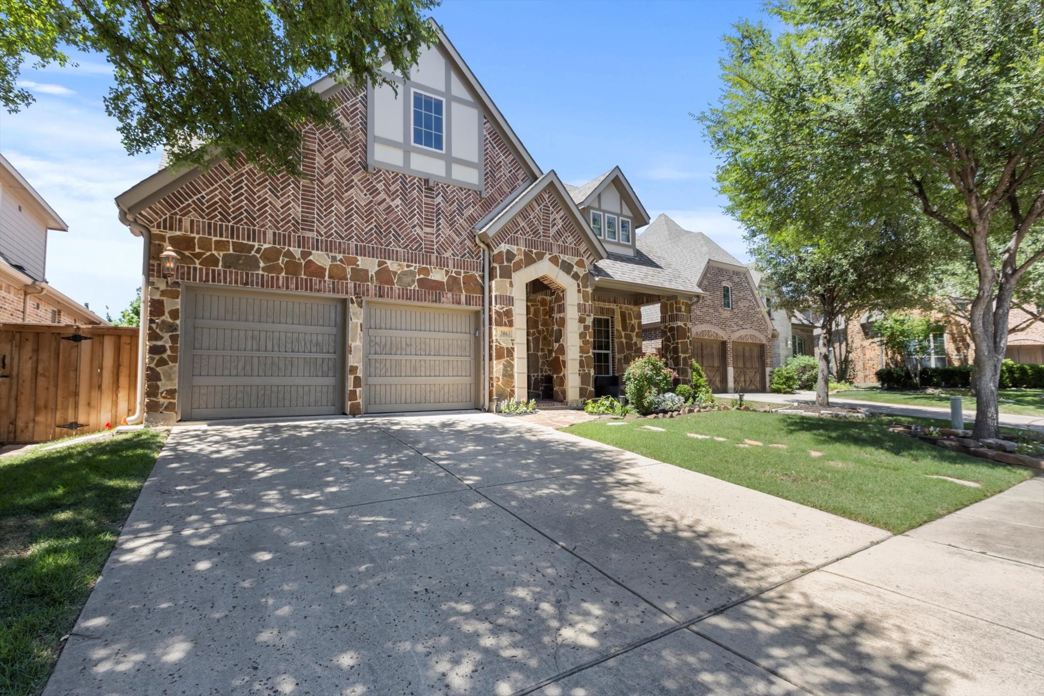3063 Mitchell Way