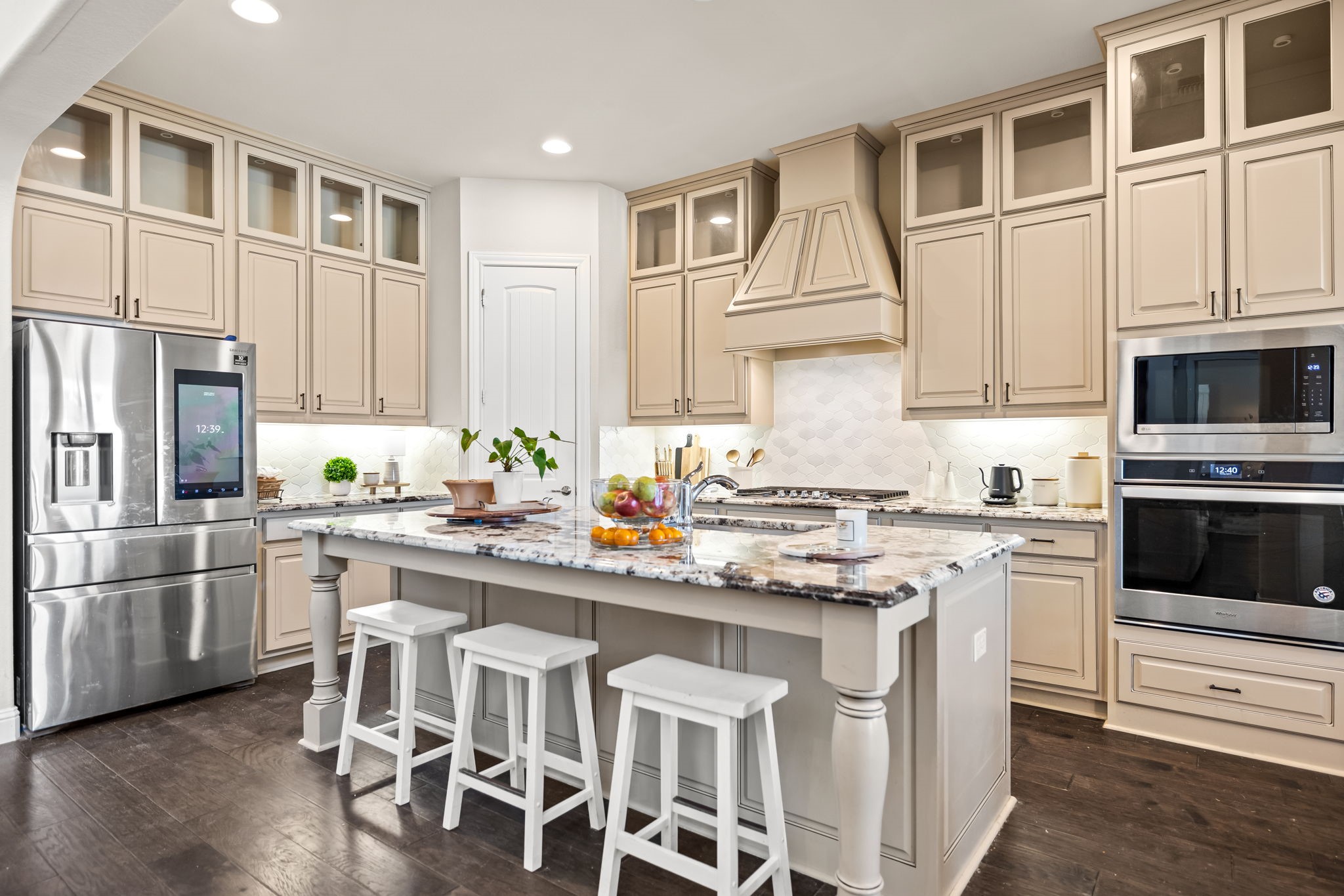 2354 Ambassador Court