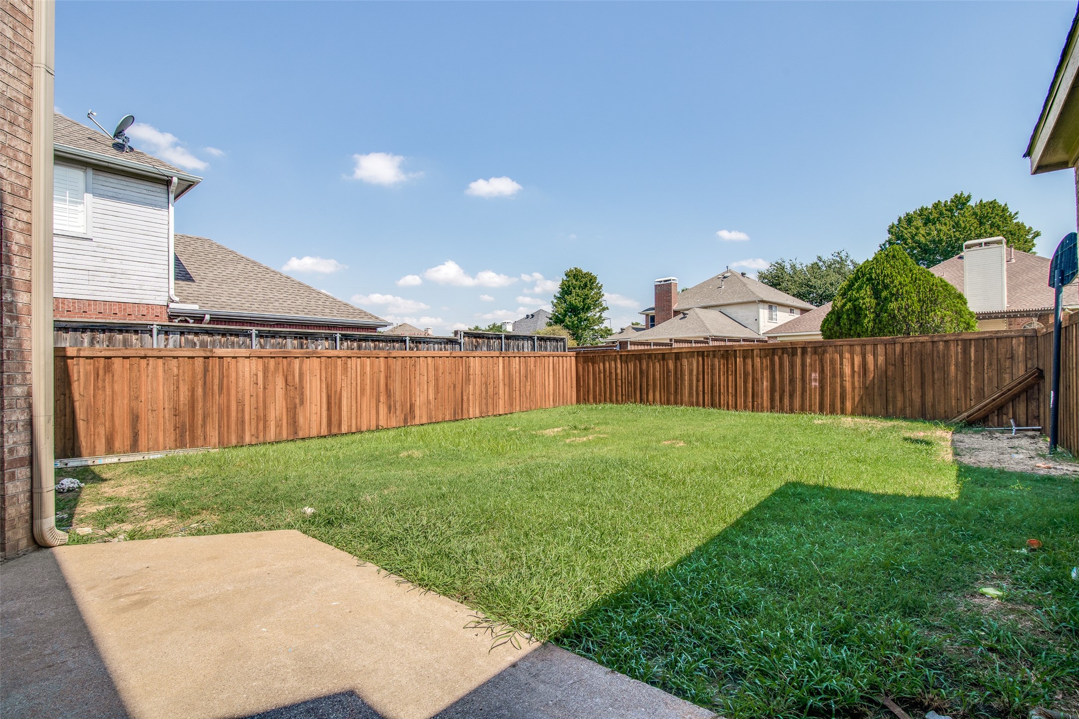 1520 Eaglepoint Drive