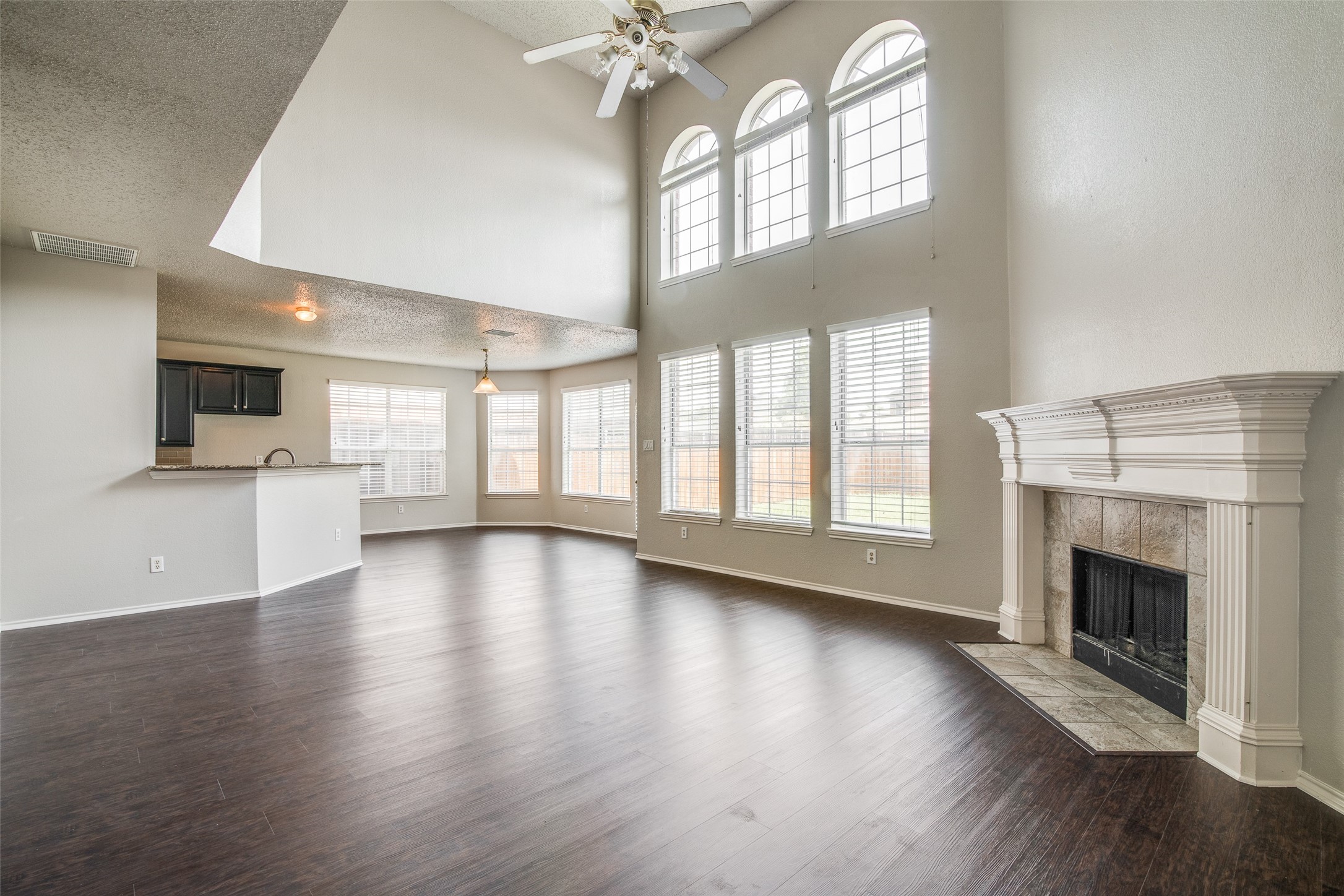 1520 Eaglepoint Drive