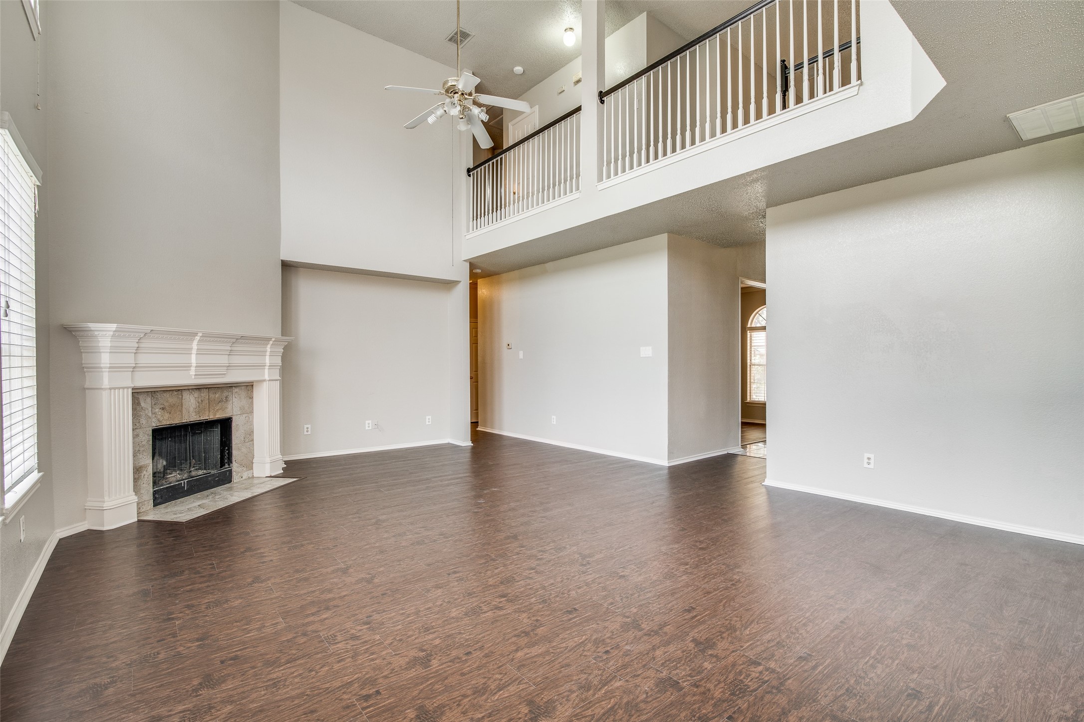 1520 Eaglepoint Drive