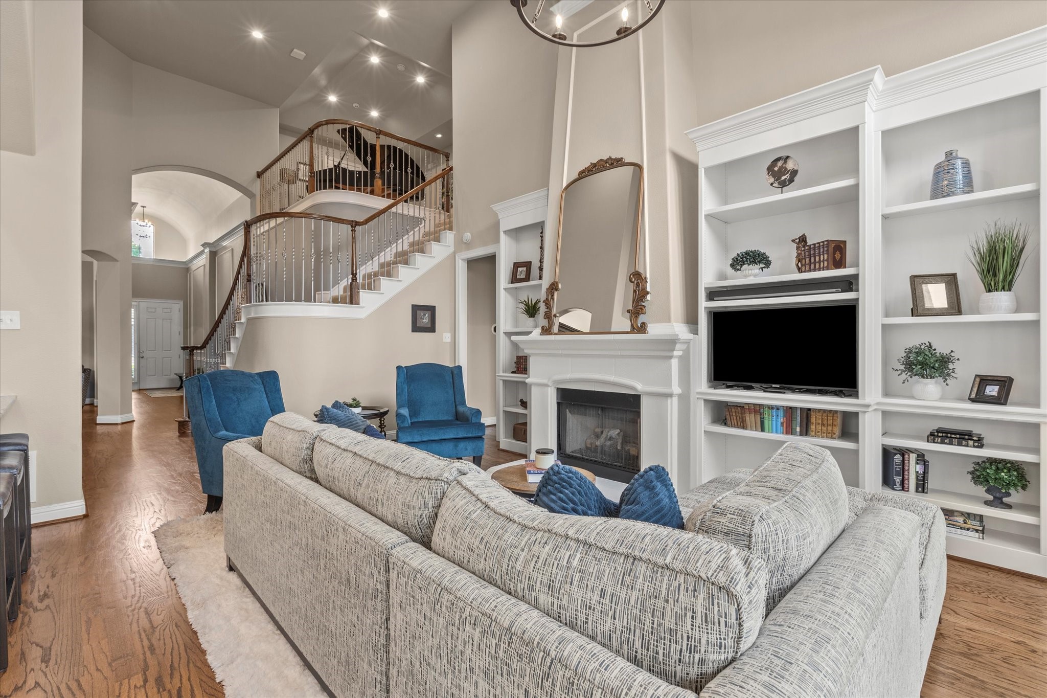 5581 Travis Drive