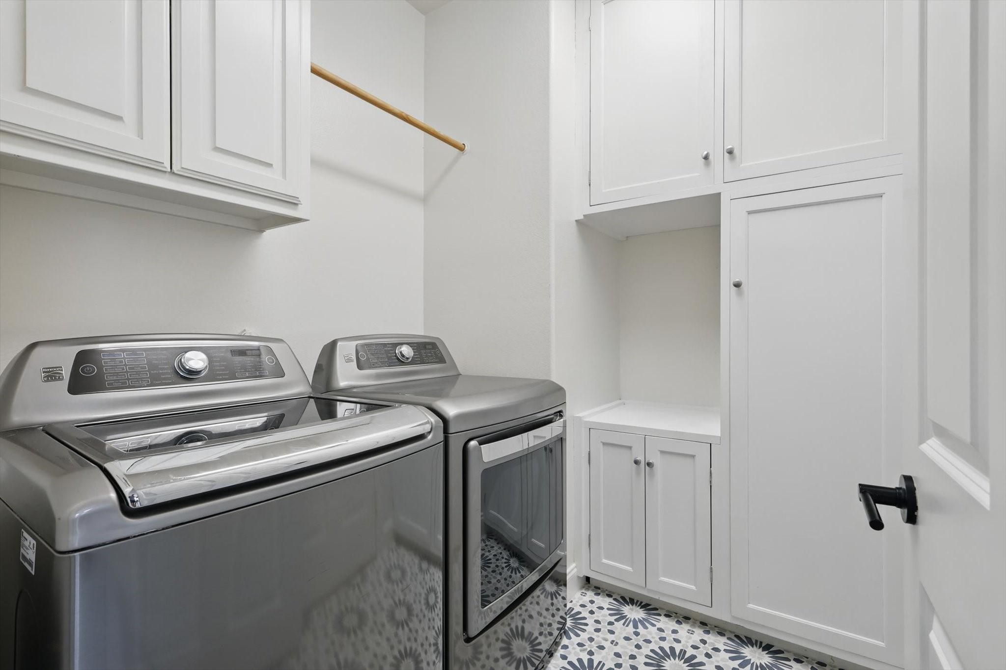 7227 Native Oak Lane