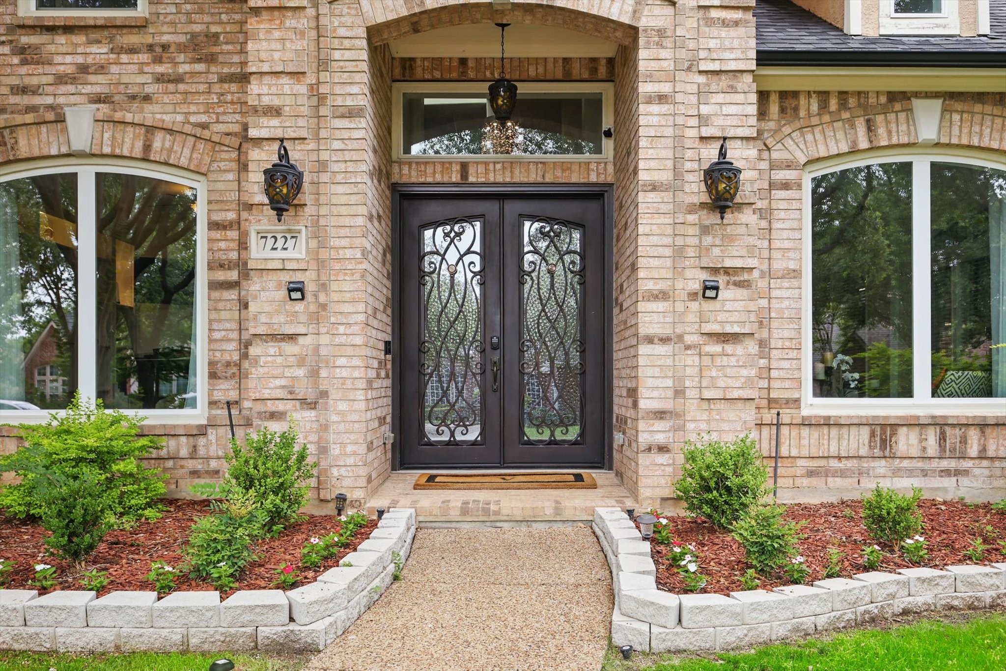 7227 Native Oak Lane