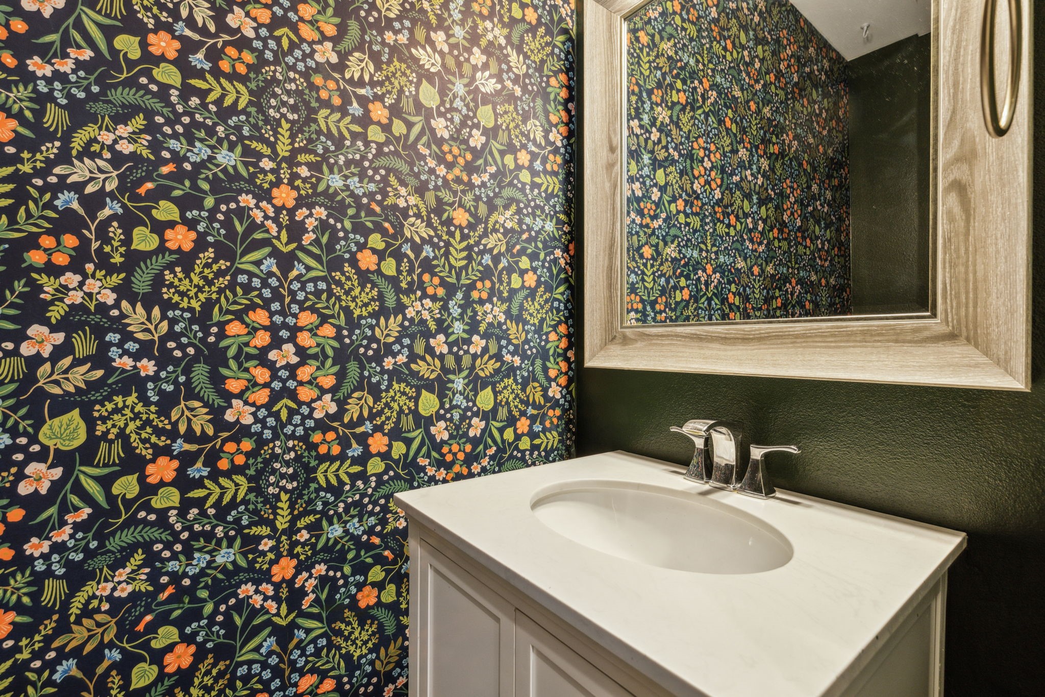 2022 N Fitzhugh Avenue E