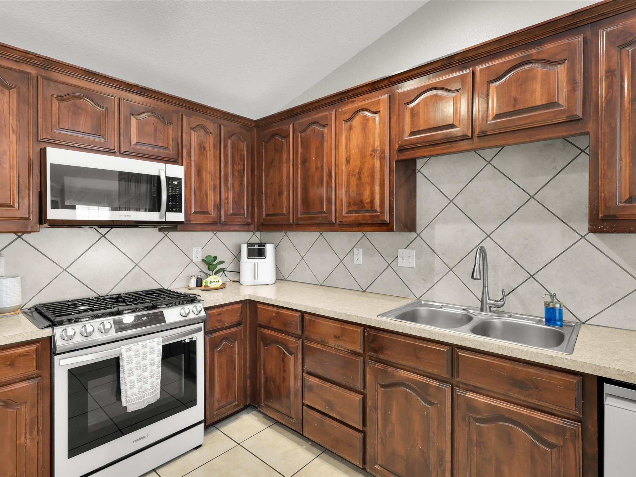 5941 Missy Lane