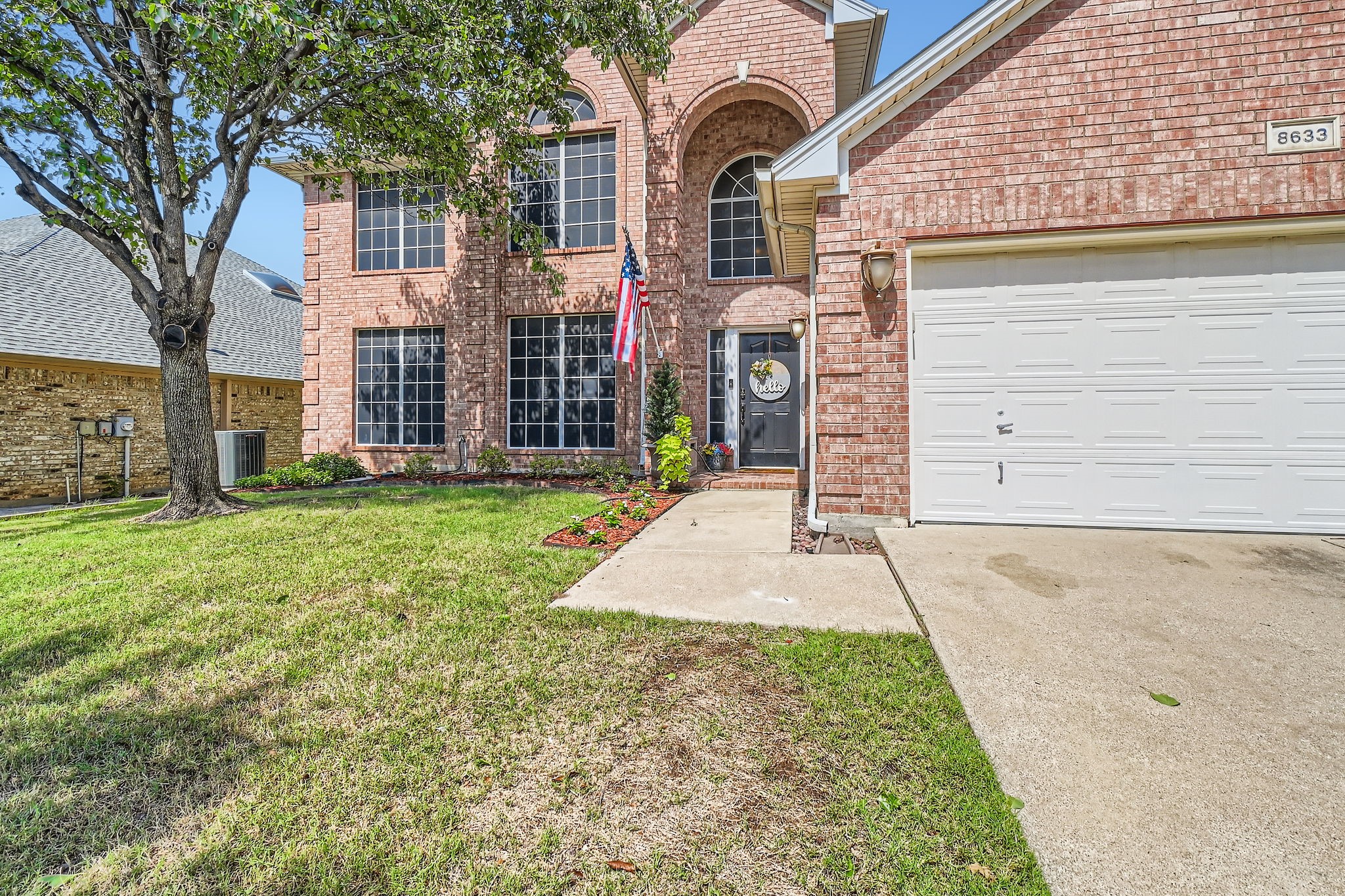 8633 Shadow Trace Drive