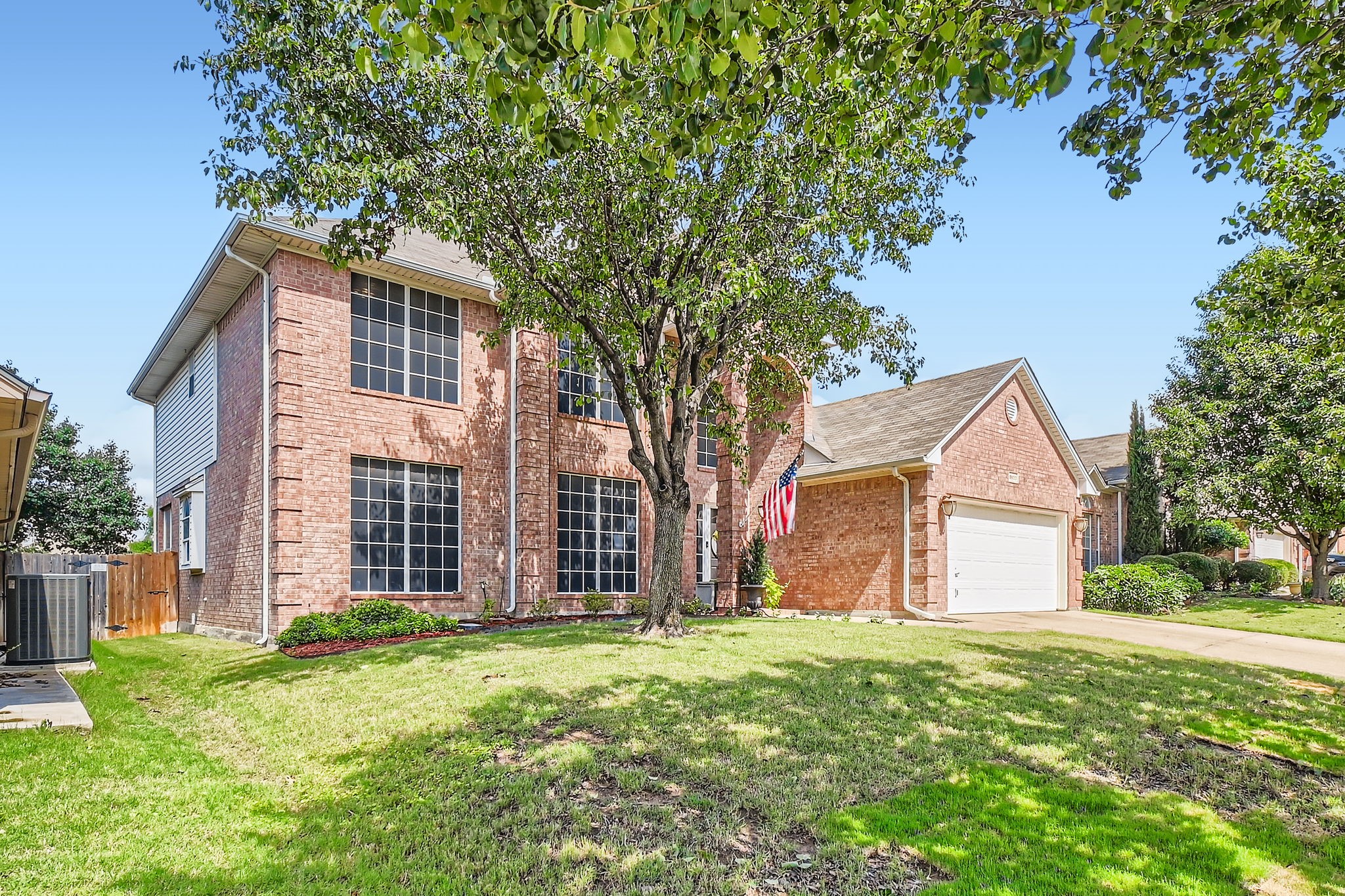 8633 Shadow Trace Drive