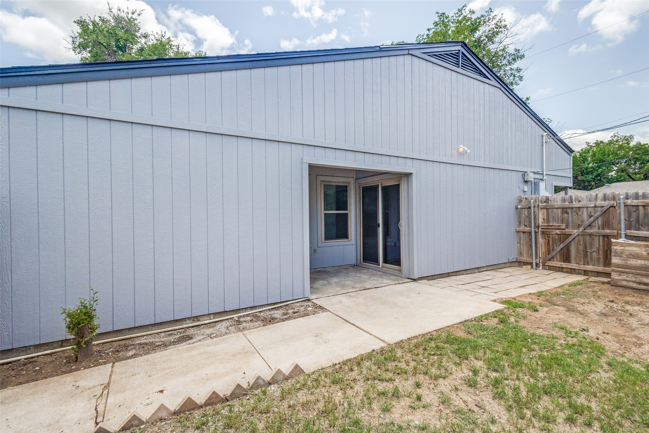 3326 Gardenview Circle