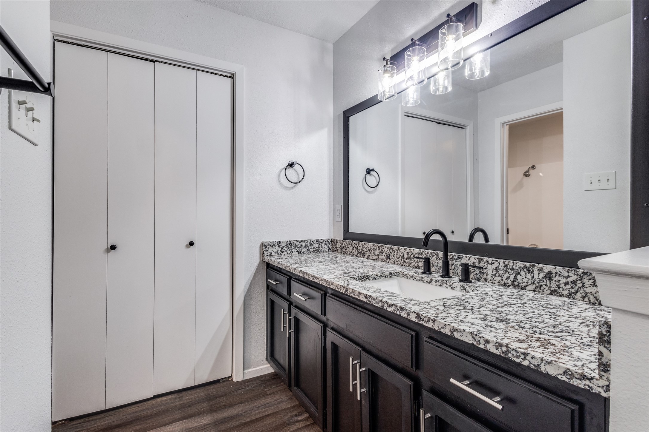 3326 Gardenview Circle