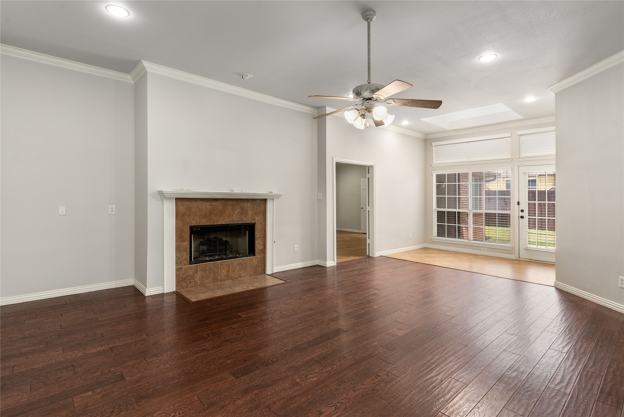 3616 Canyon Oaks Drive