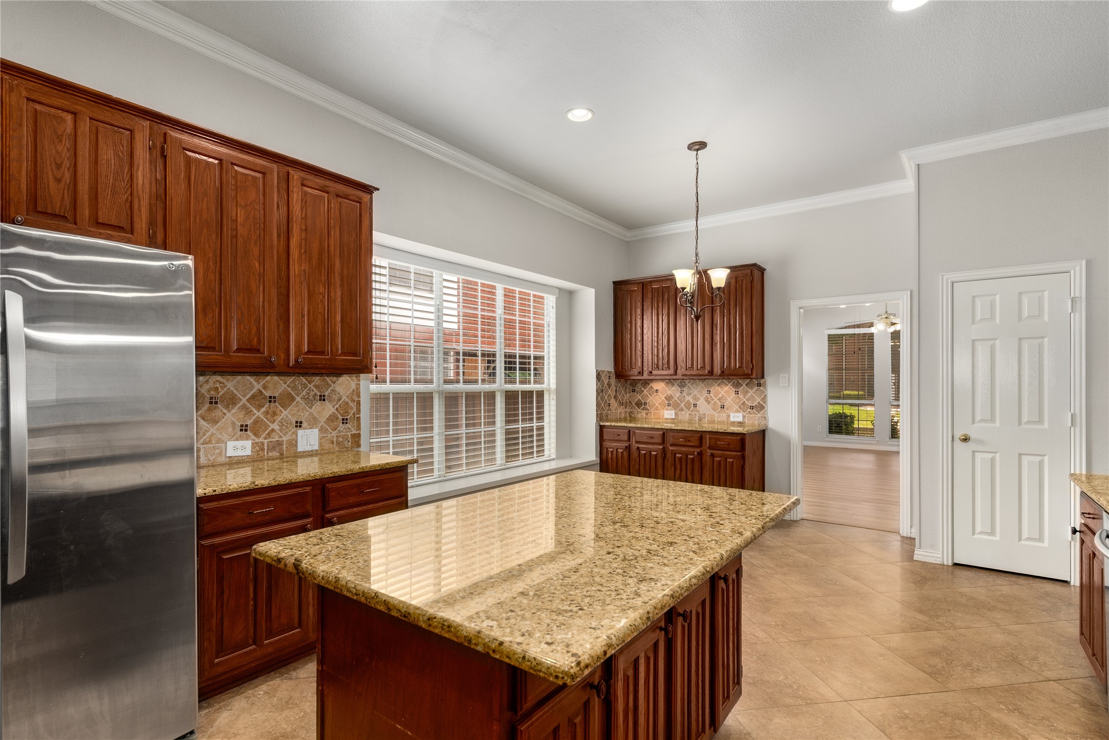 3616 Canyon Oaks Drive