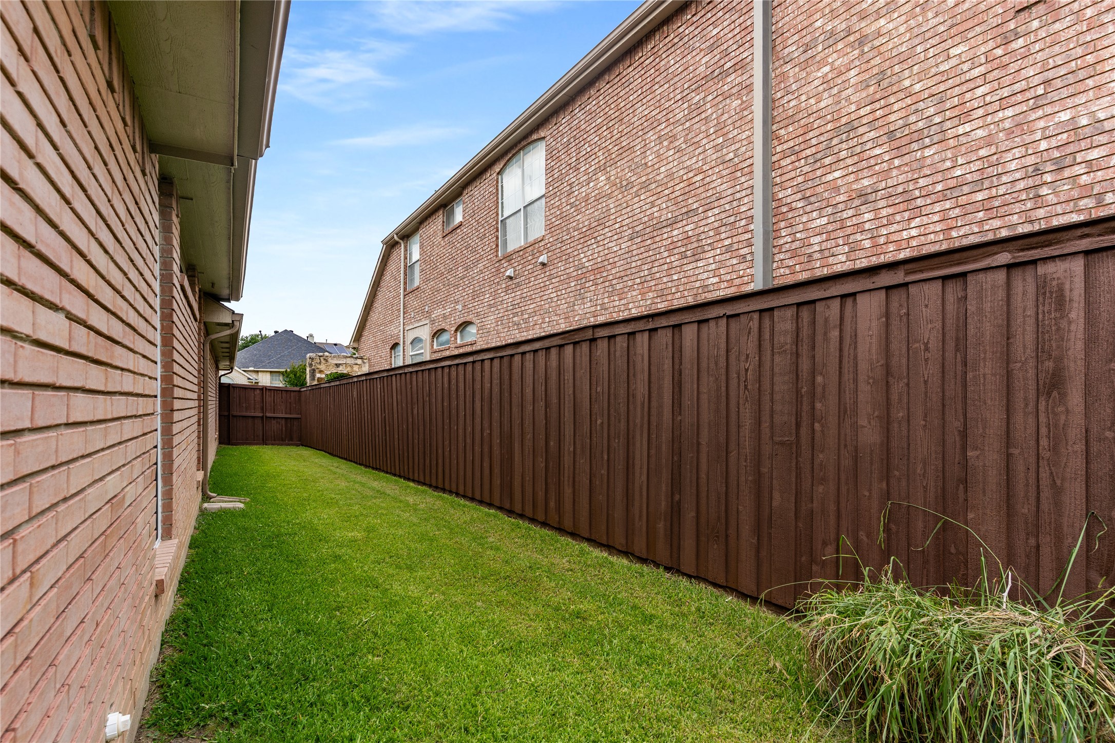 3616 Canyon Oaks Drive