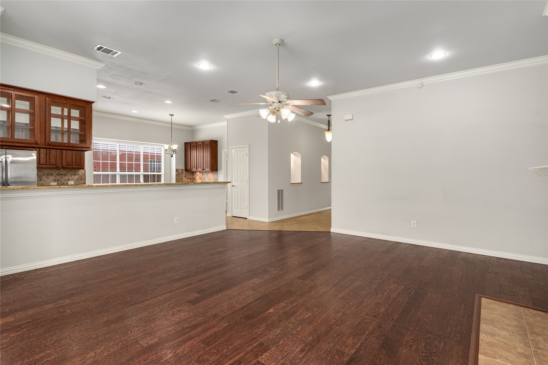 3616 Canyon Oaks Drive