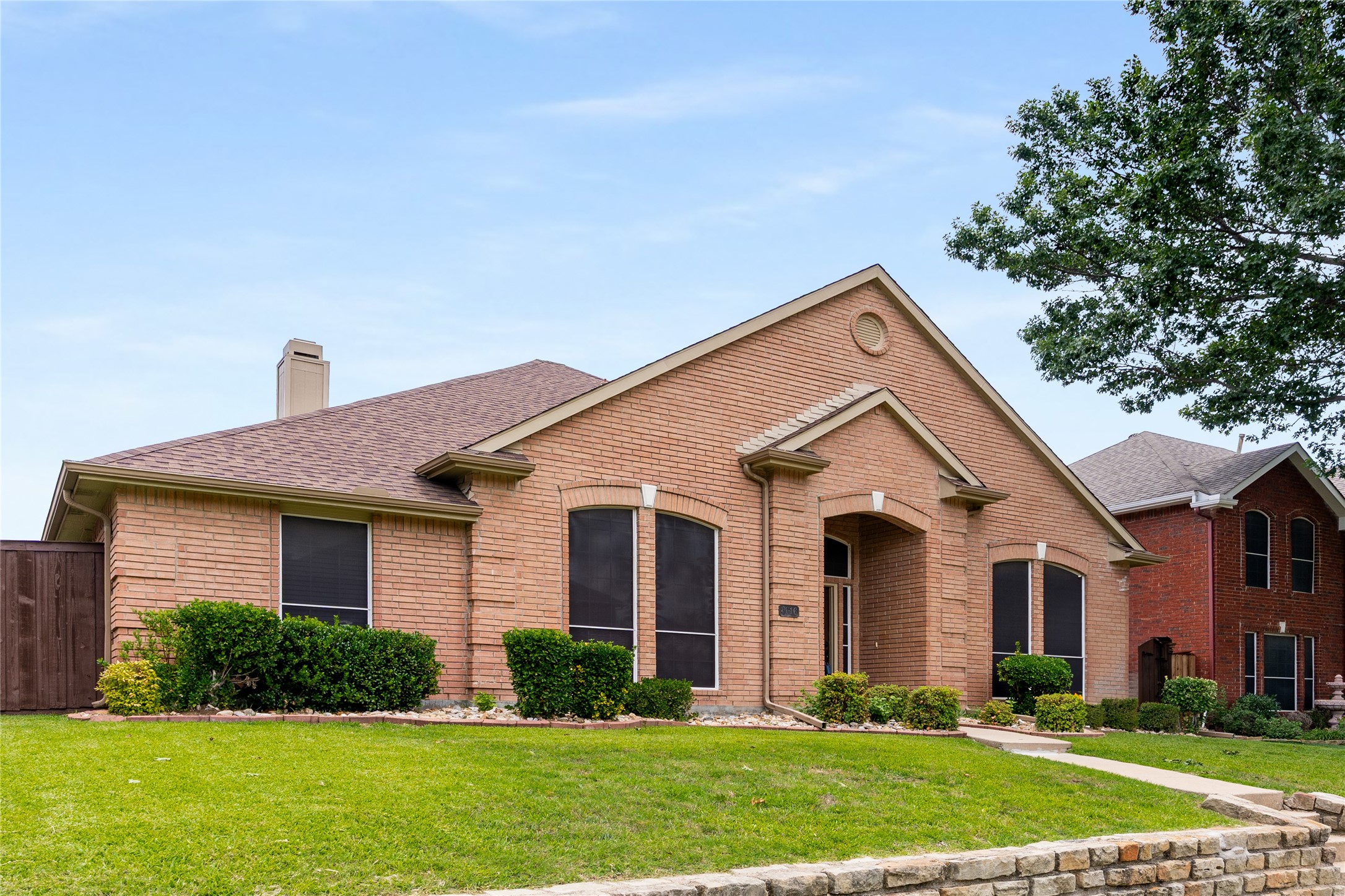 3616 Canyon Oaks Drive