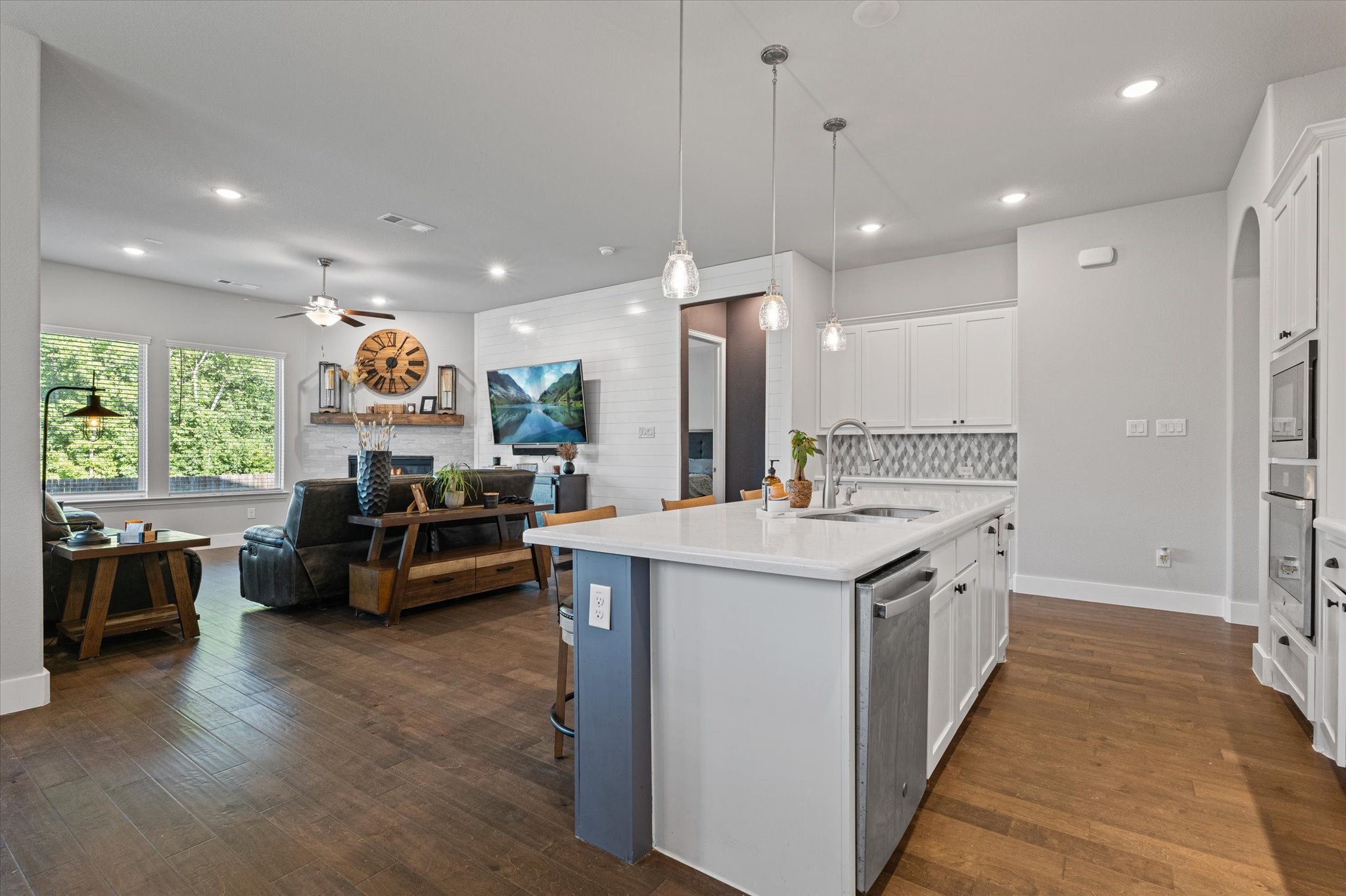 3204 Maplewood Drive