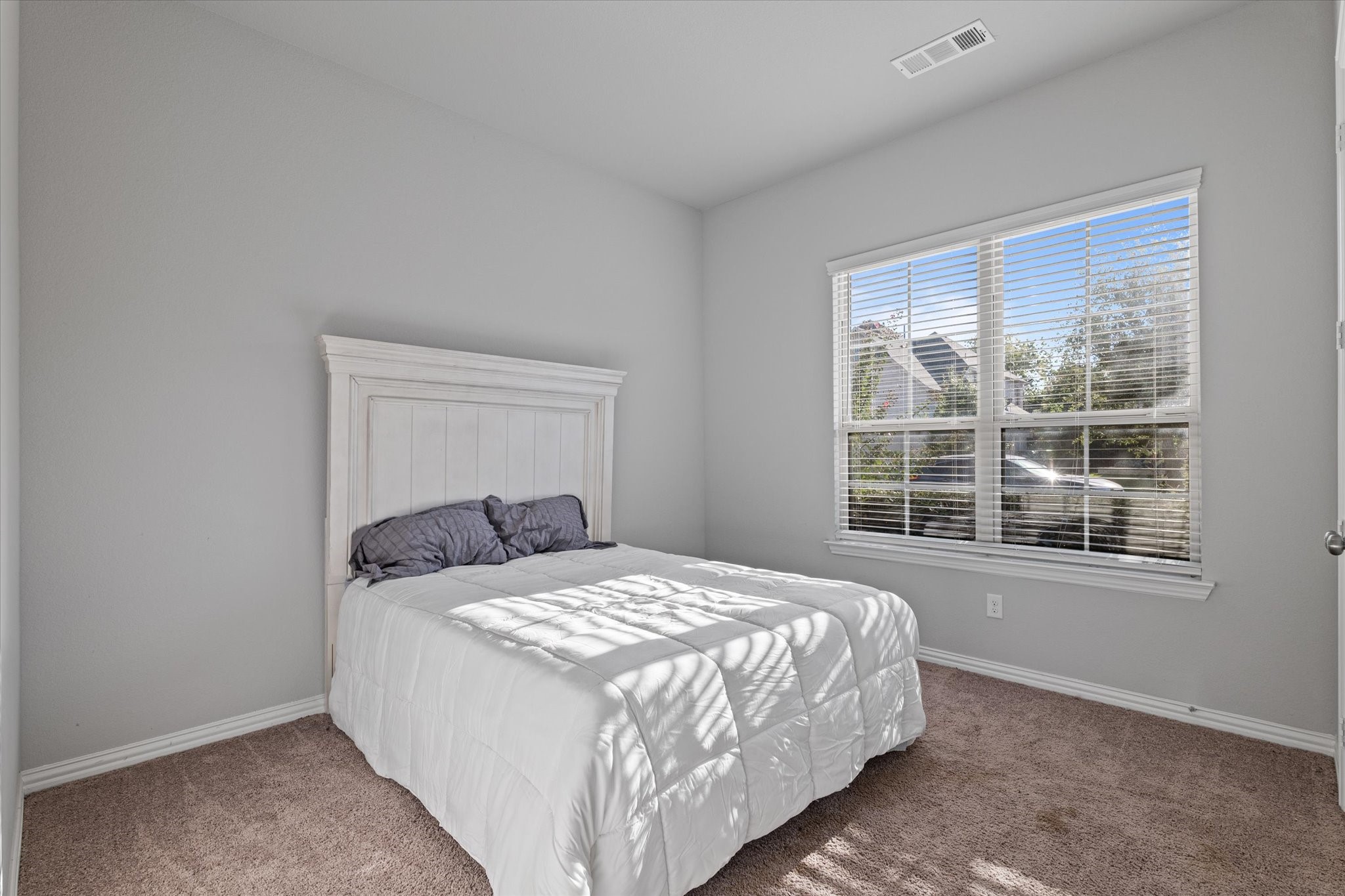 3204 Maplewood Drive