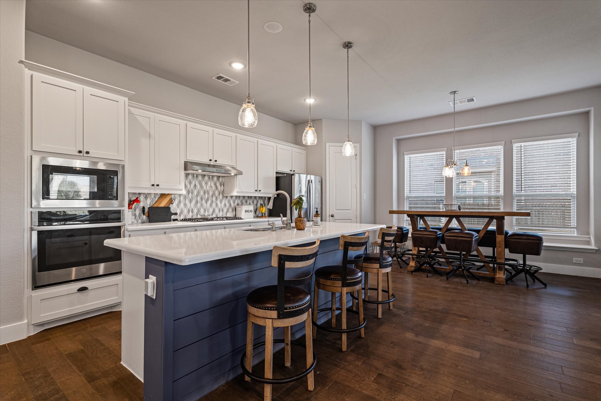 3204 Maplewood Drive