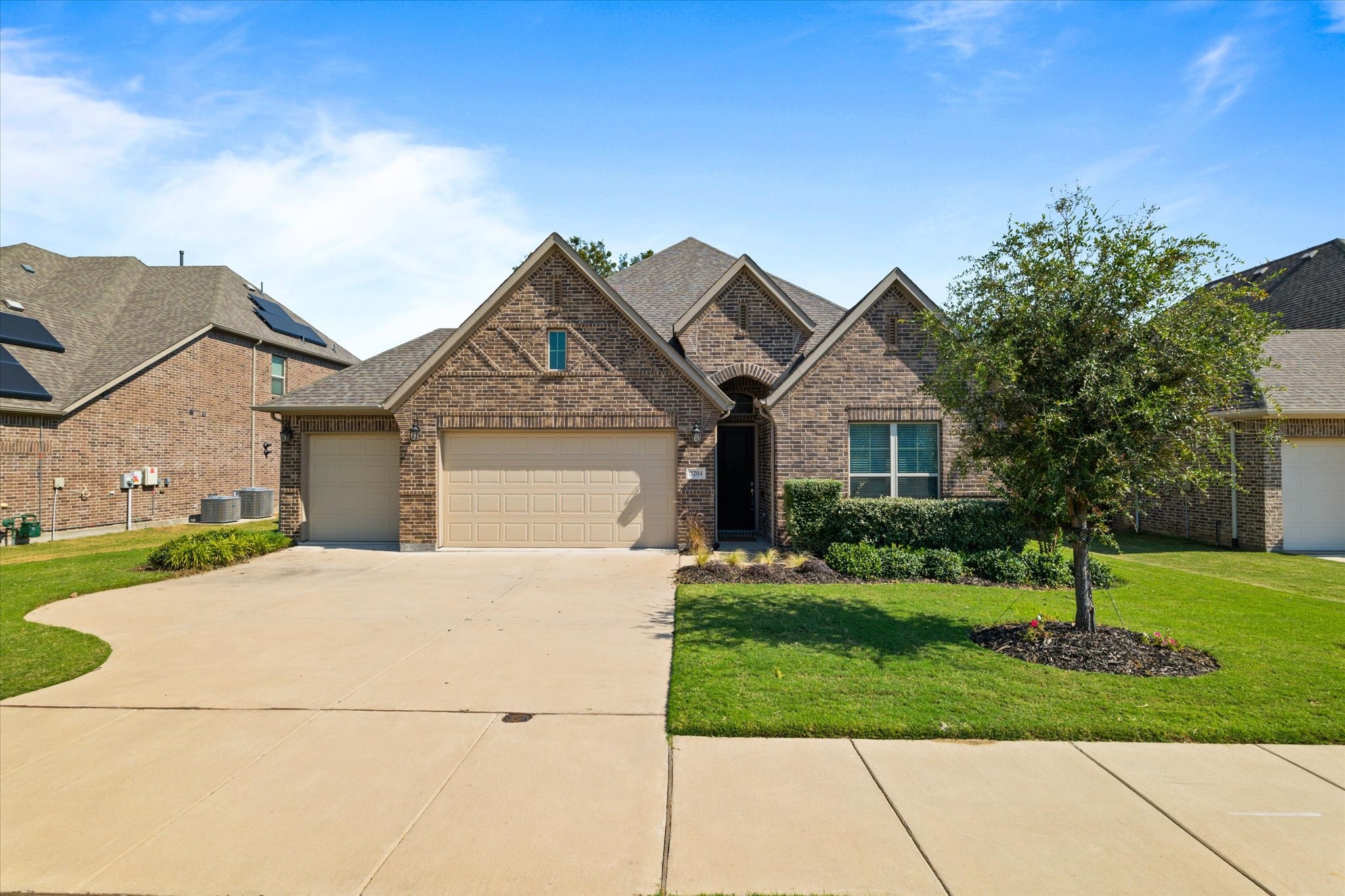 3204 Maplewood Drive