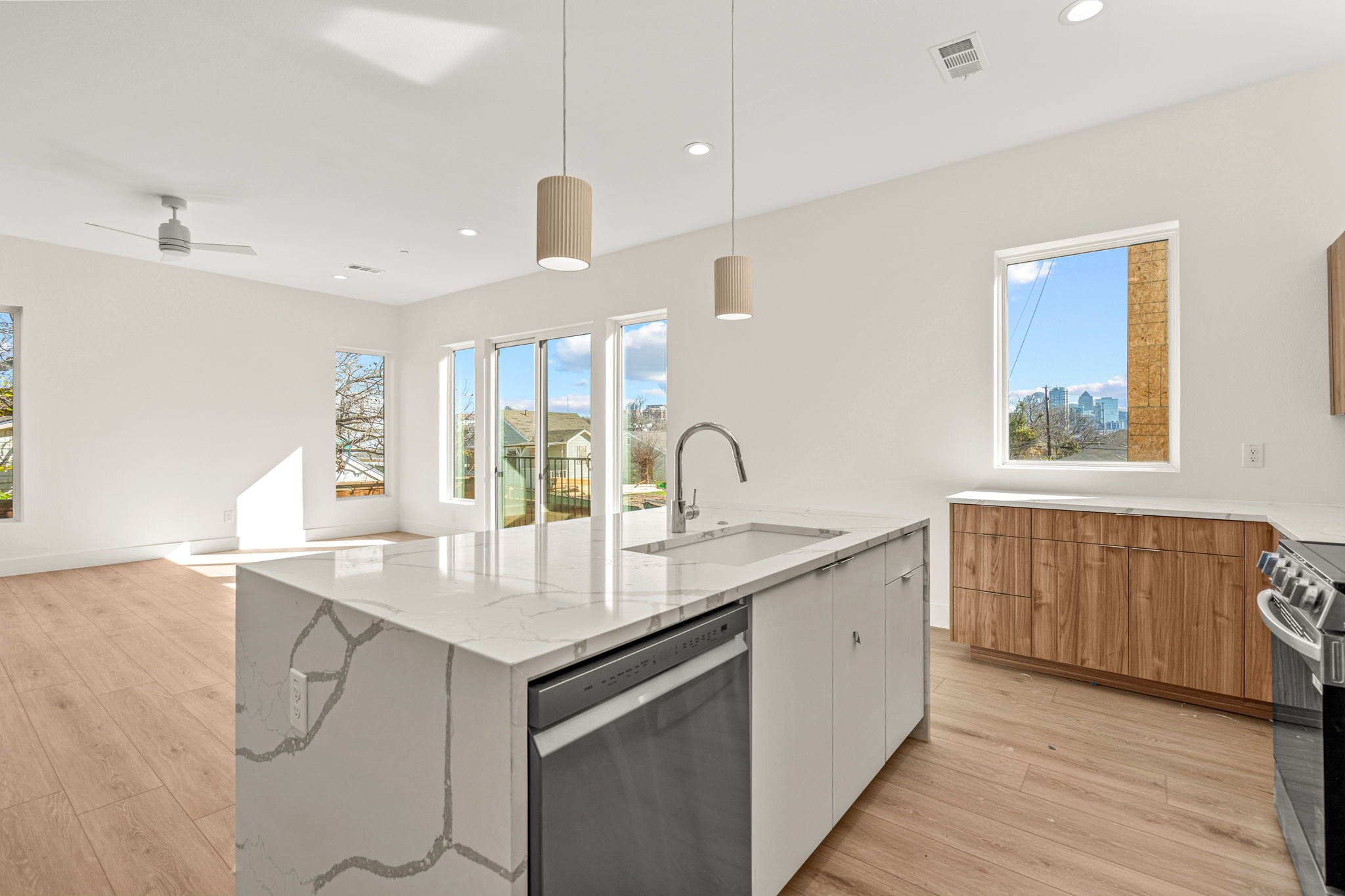 2206 Arroyo Avenue 403