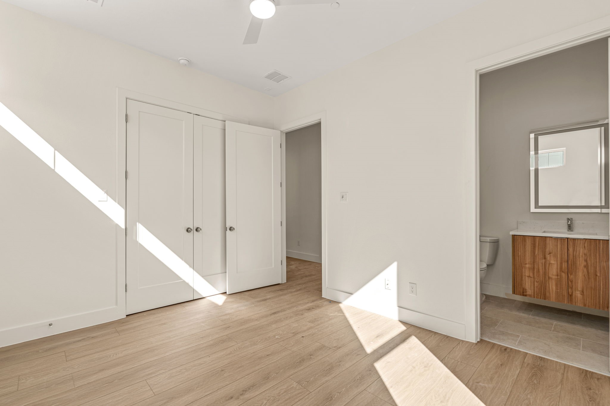 2206 Arroyo Avenue 403