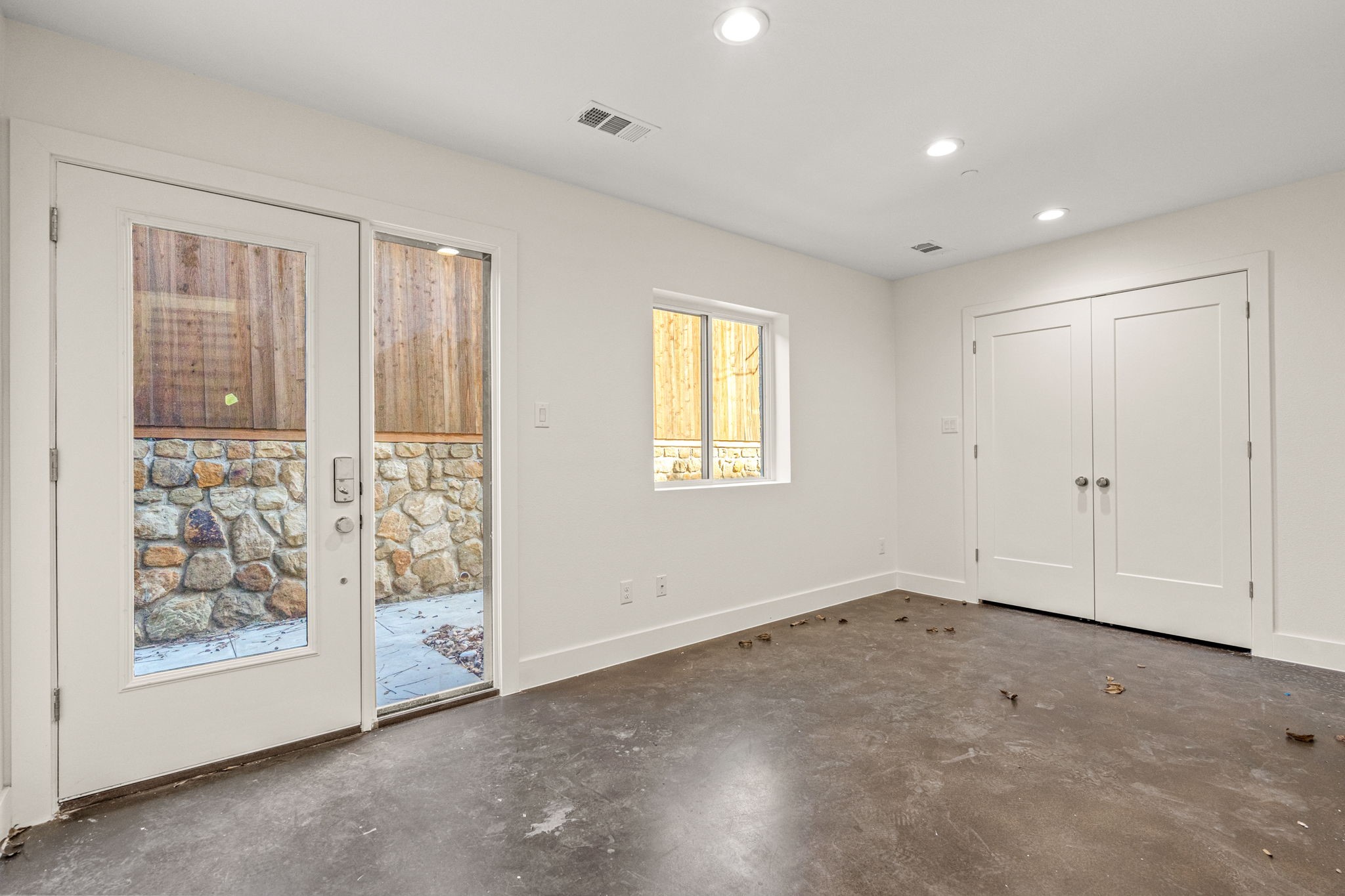 2206 Arroyo Avenue 403