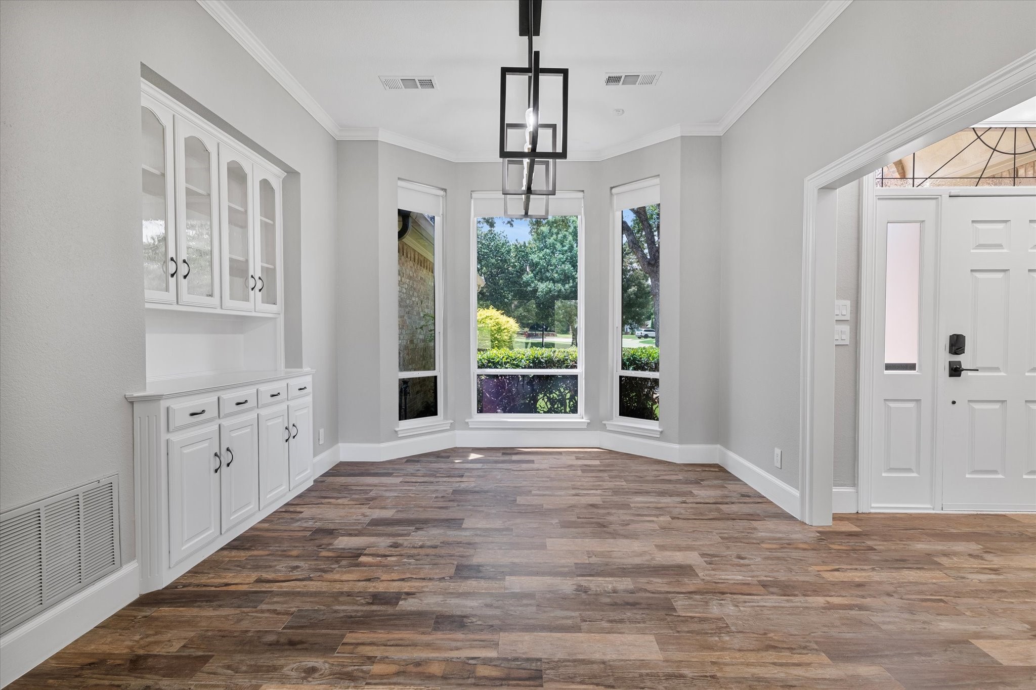 1309 Woodlake Drive