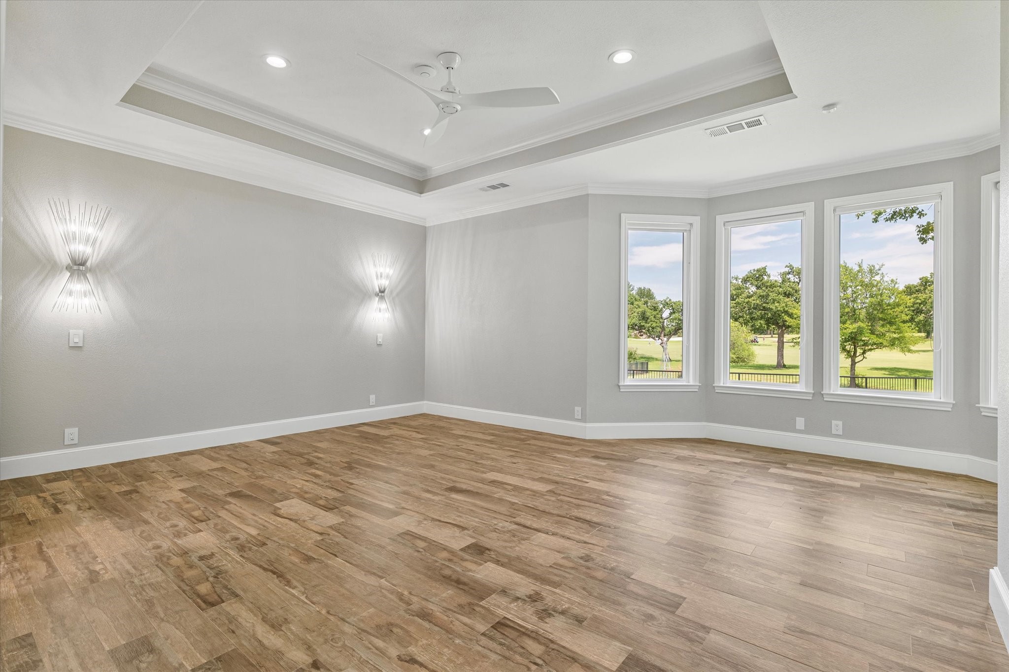 1309 Woodlake Drive