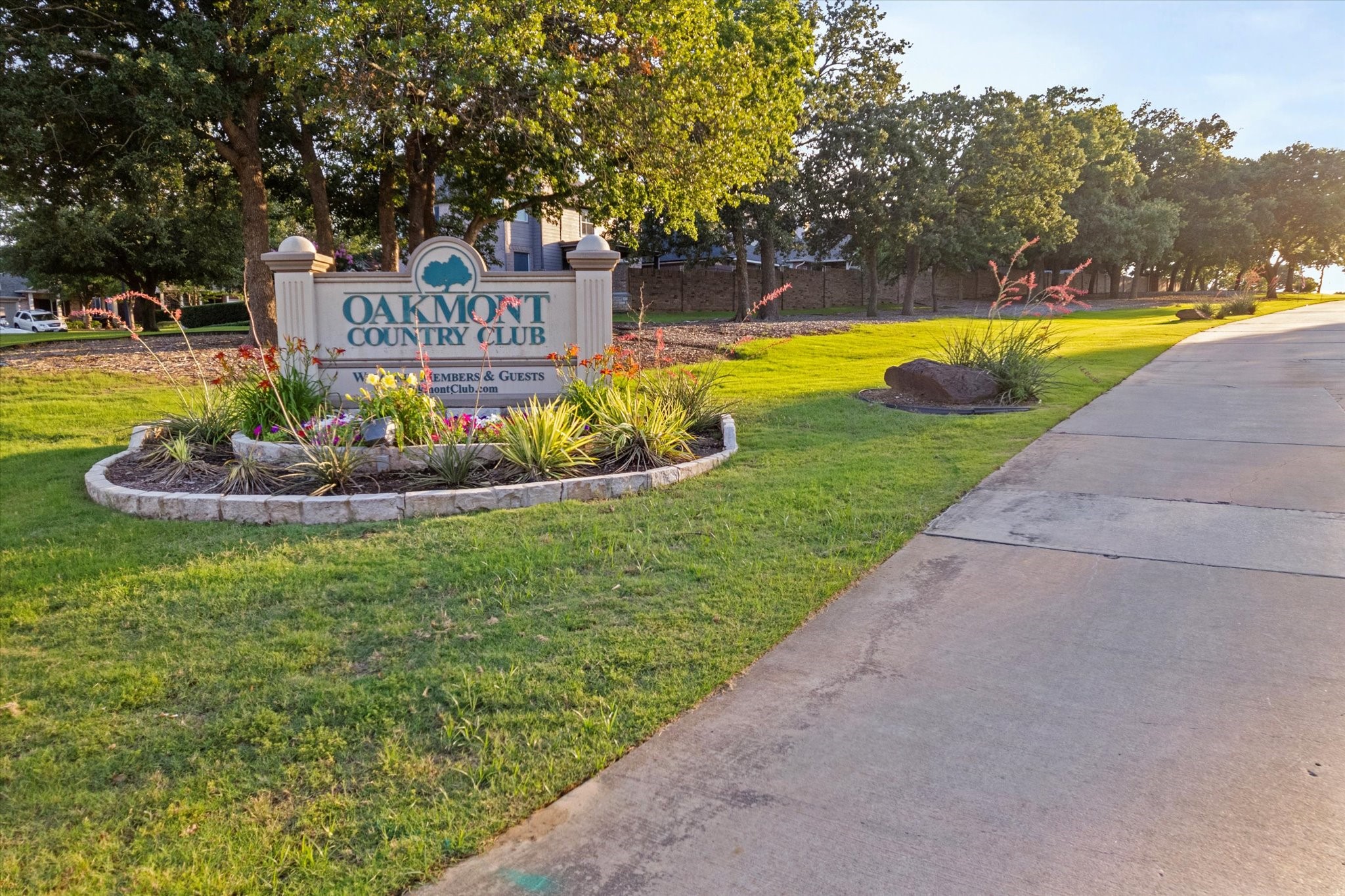 1309 Woodlake Drive