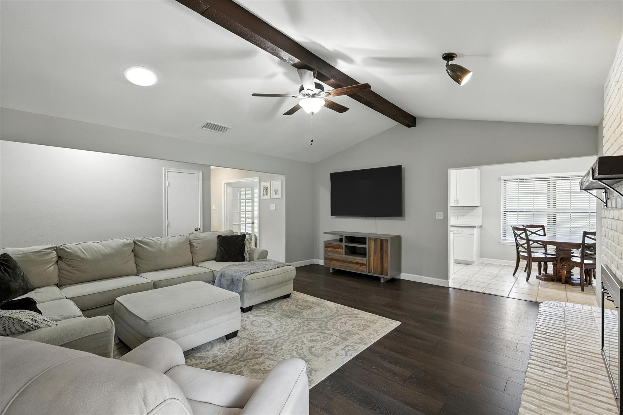 4914 Ridgeline Drive