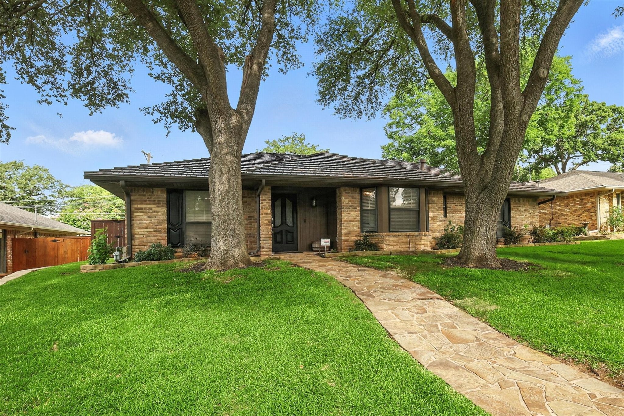 4914 Ridgeline Drive