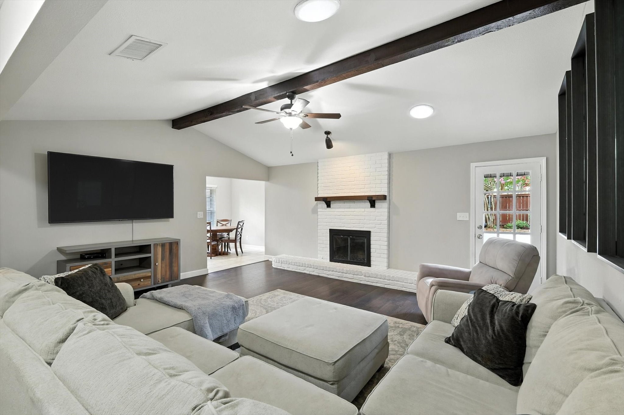 4914 Ridgeline Drive