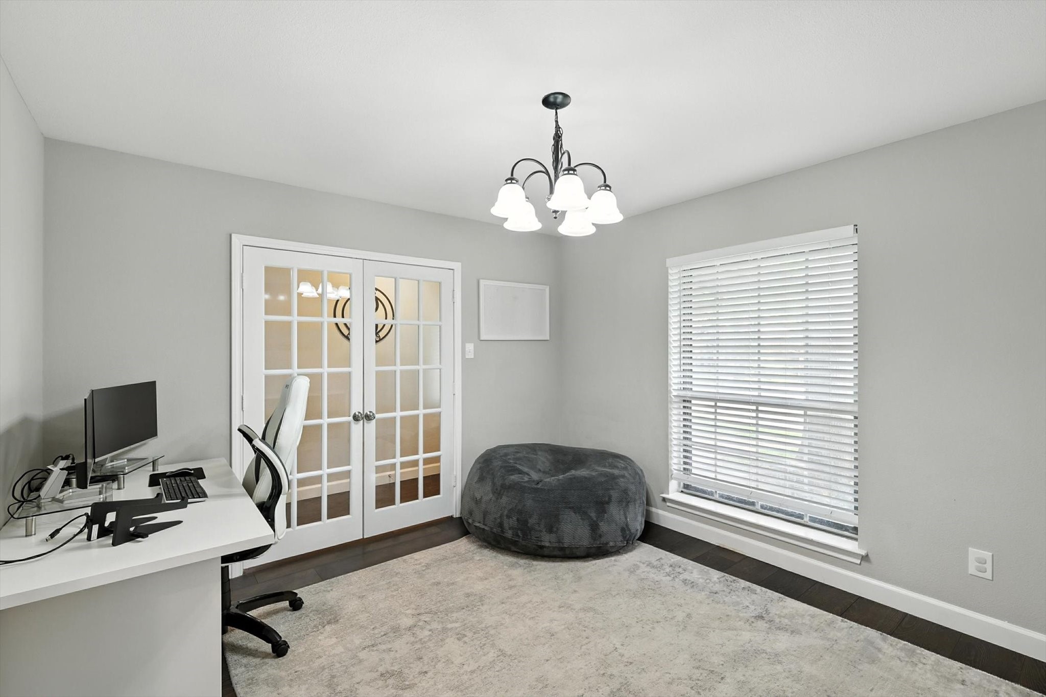 4914 Ridgeline Drive