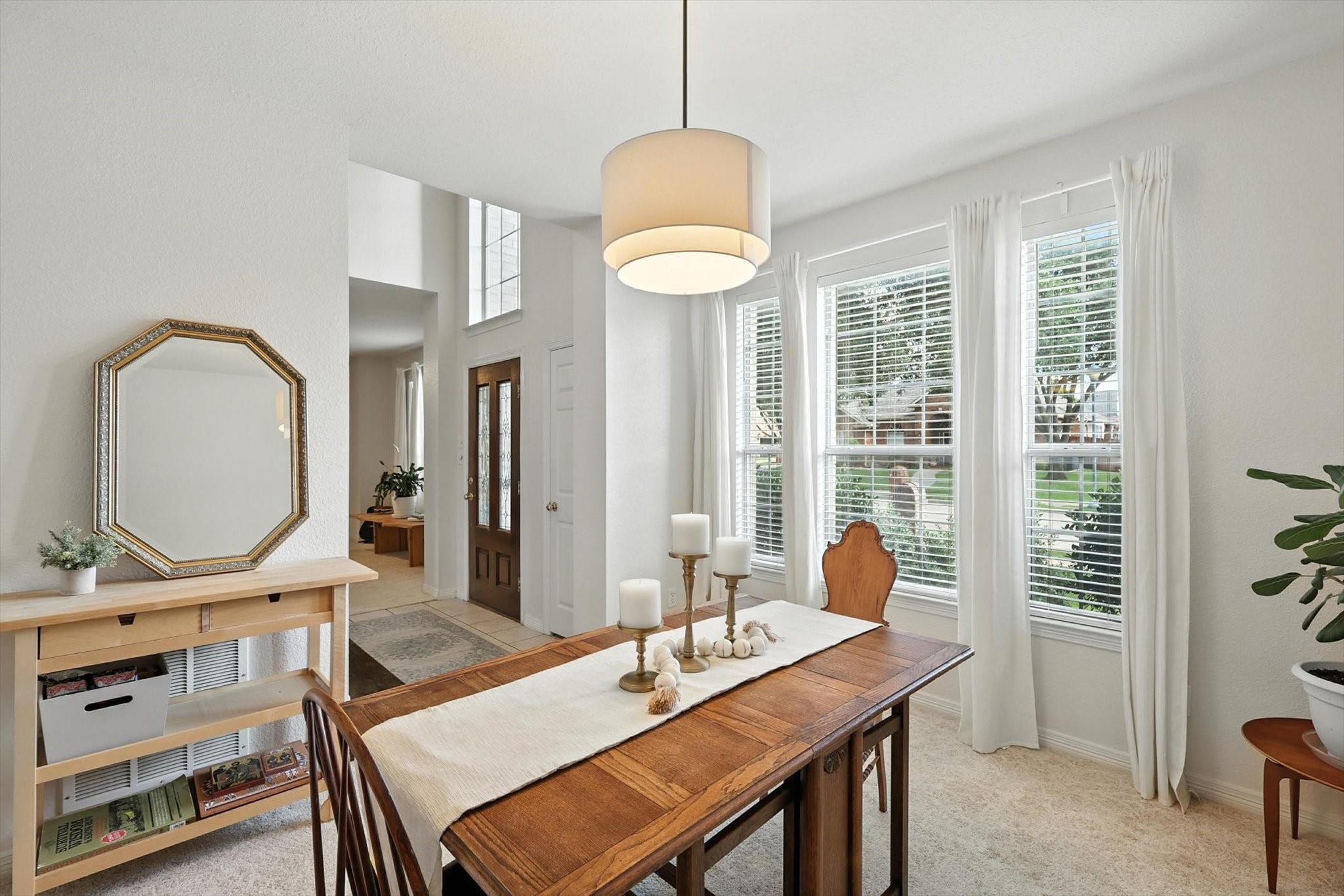 1913 Fall Creek Trail